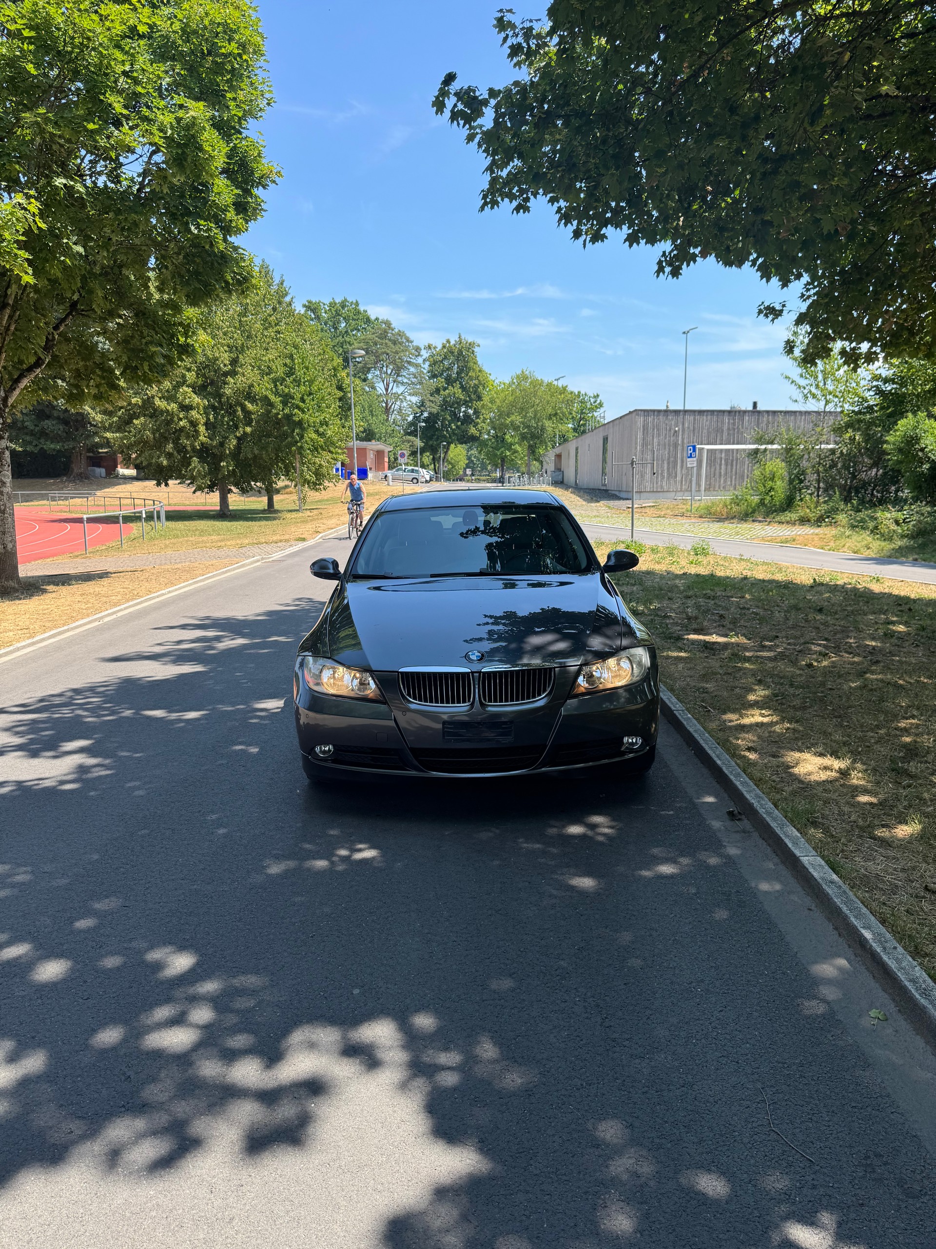 BMW 325i