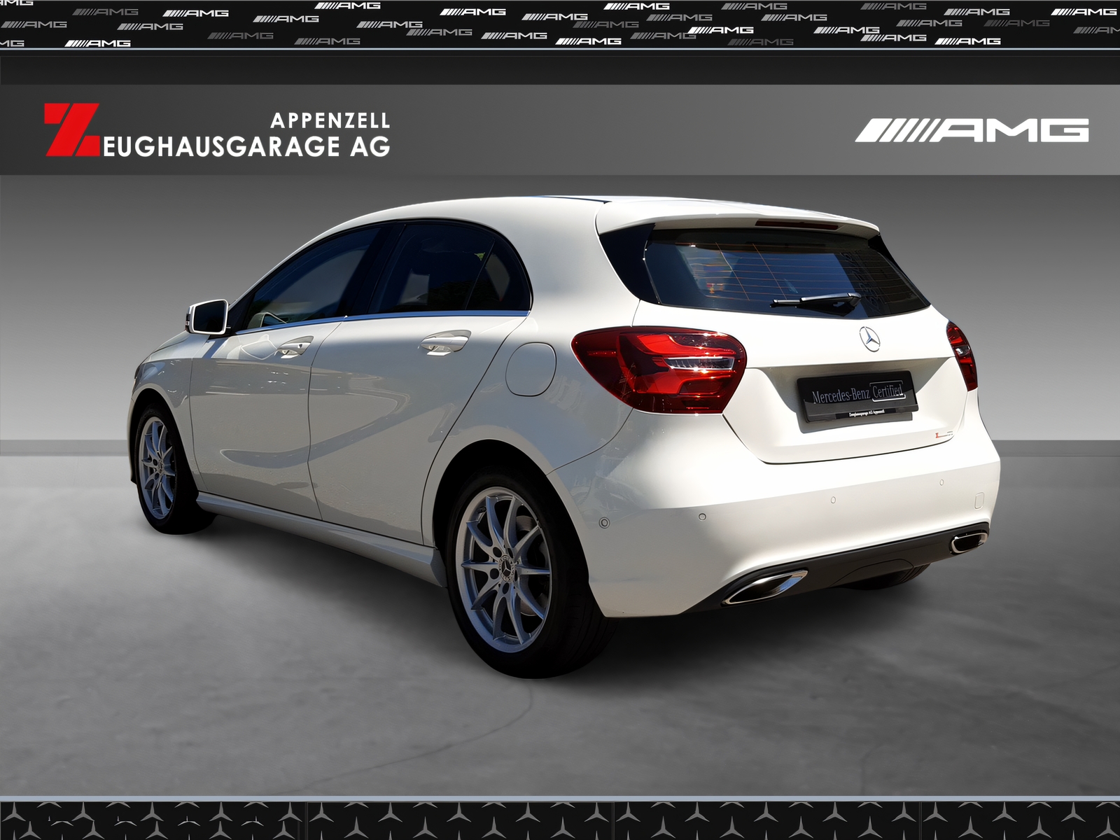 MERCEDES-BENZ A 250 4Matic-showroom-element-2