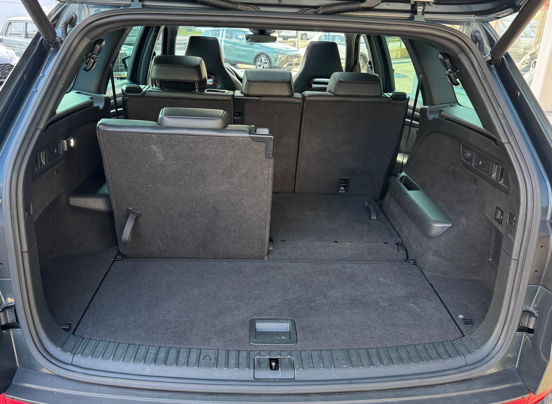 SKODA Kodiaq 2.0 Bi-TDI SCR RS 4x4 DSG-image-12
