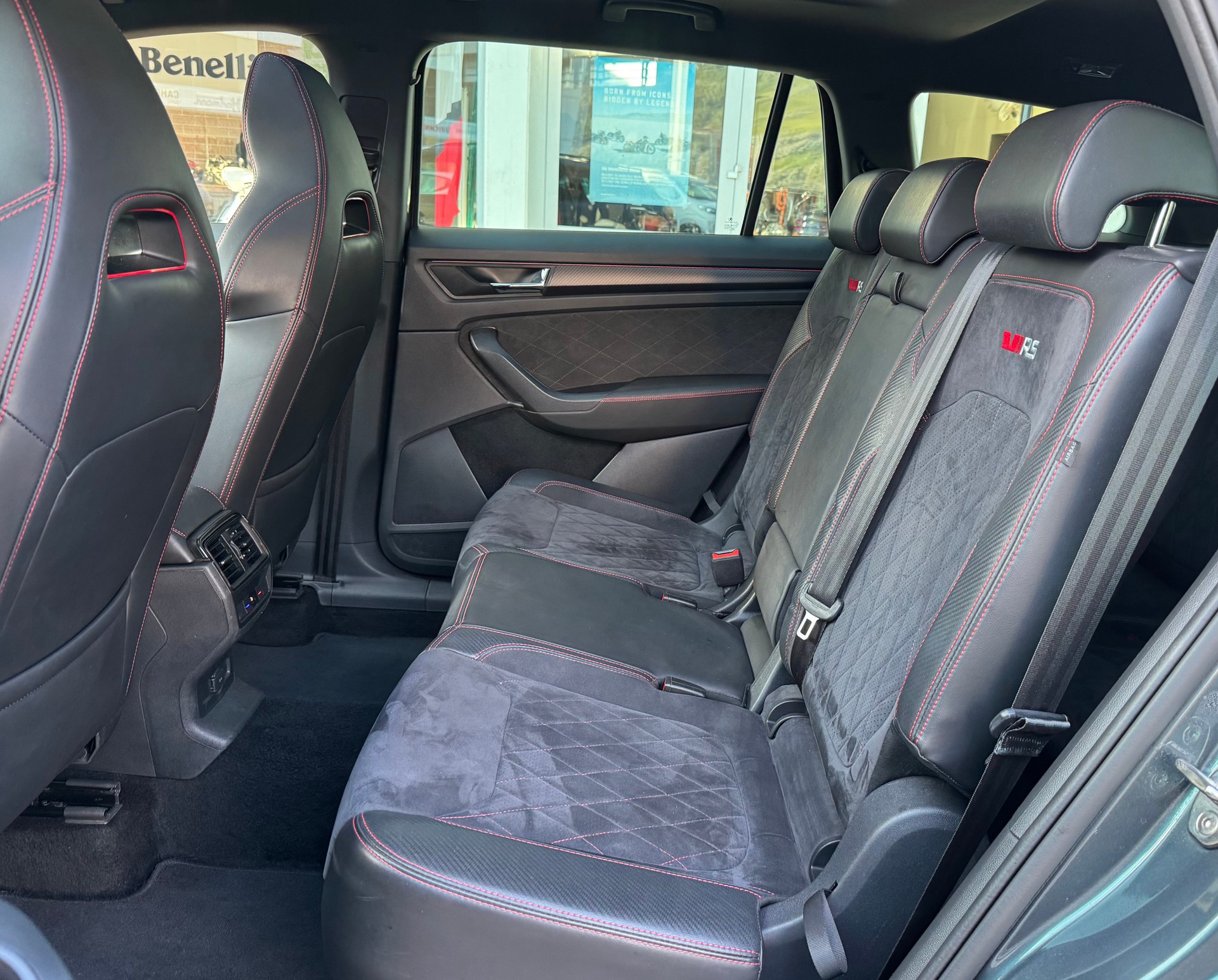 SKODA Kodiaq 2.0 Bi-TDI SCR RS 4x4 DSG-image-10