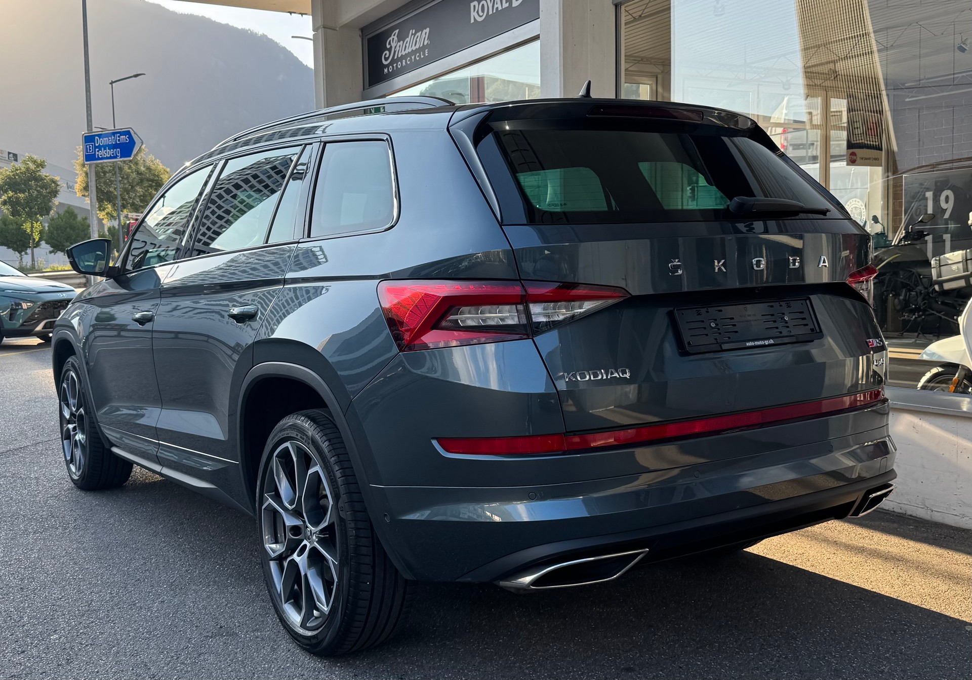SKODA Kodiaq 2.0 Bi-TDI SCR RS 4x4 DSG-showroom-element-3