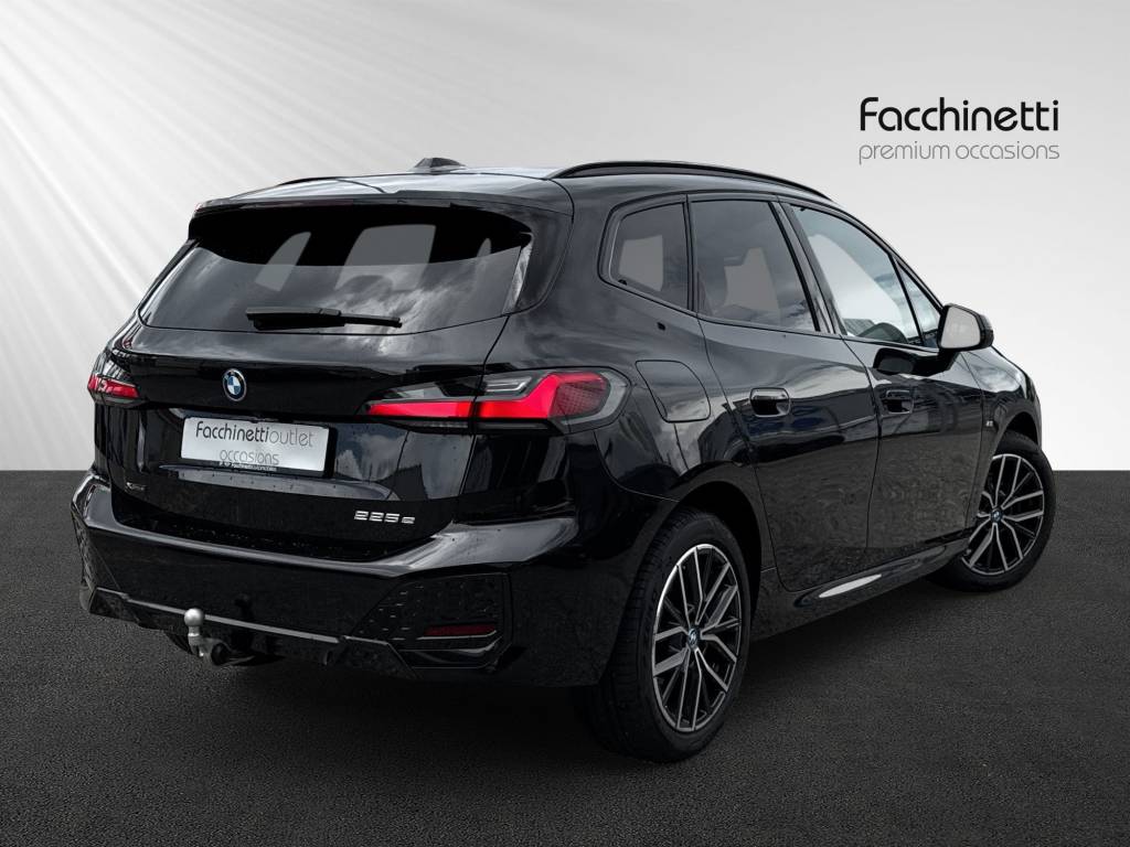 BMW 225e xDrive Active Tourer M Sport-showroom-element-3