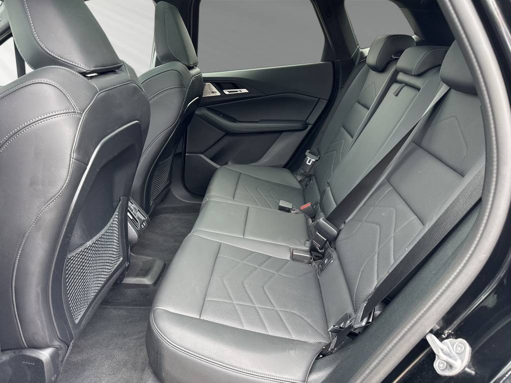 BMW 225e xDrive Active Tourer M Sport-image-7