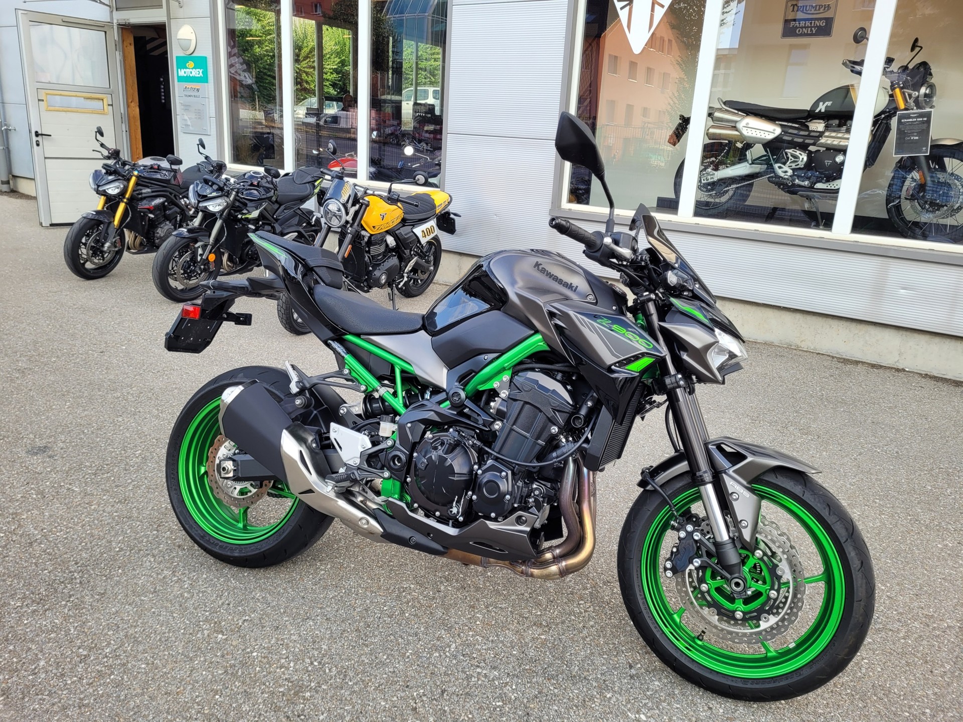 KAWASAKI Z 900-image-0
