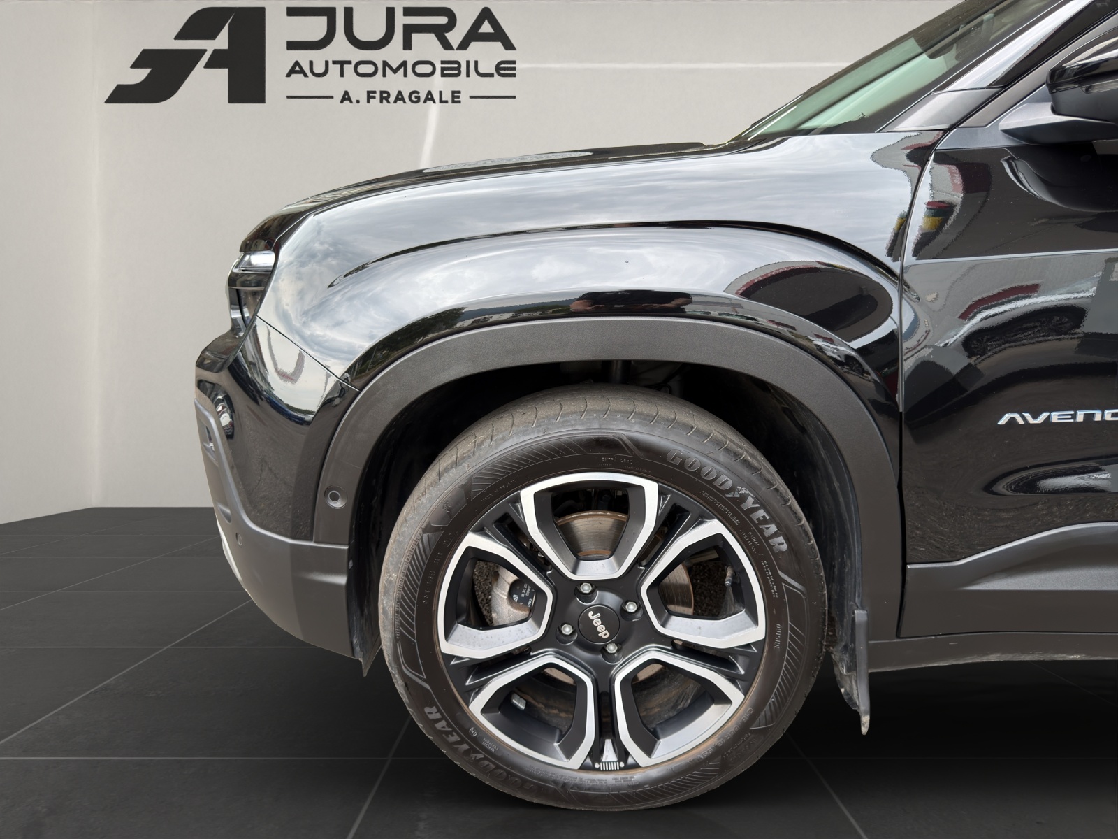 JEEP Avenger Summit-image-5