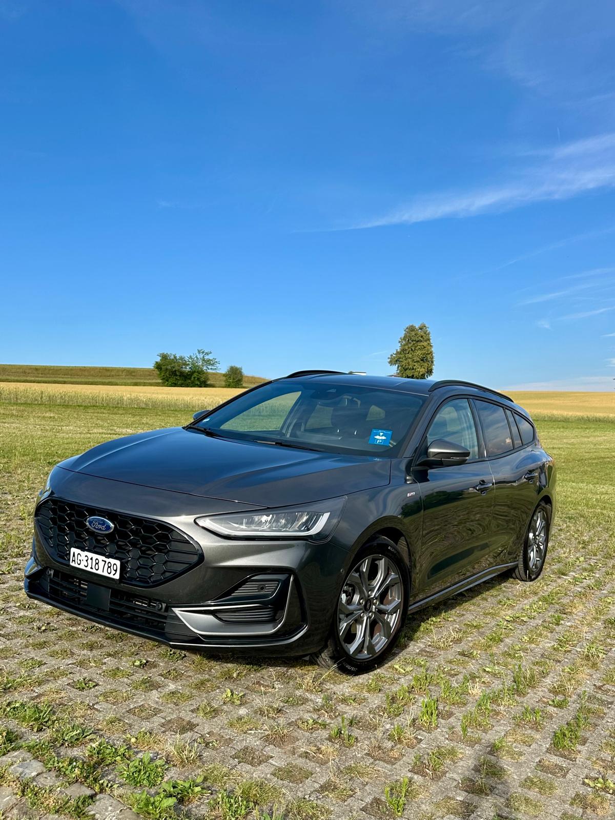 FORD 1.0i EcoB Hybrid 155 ST-Line