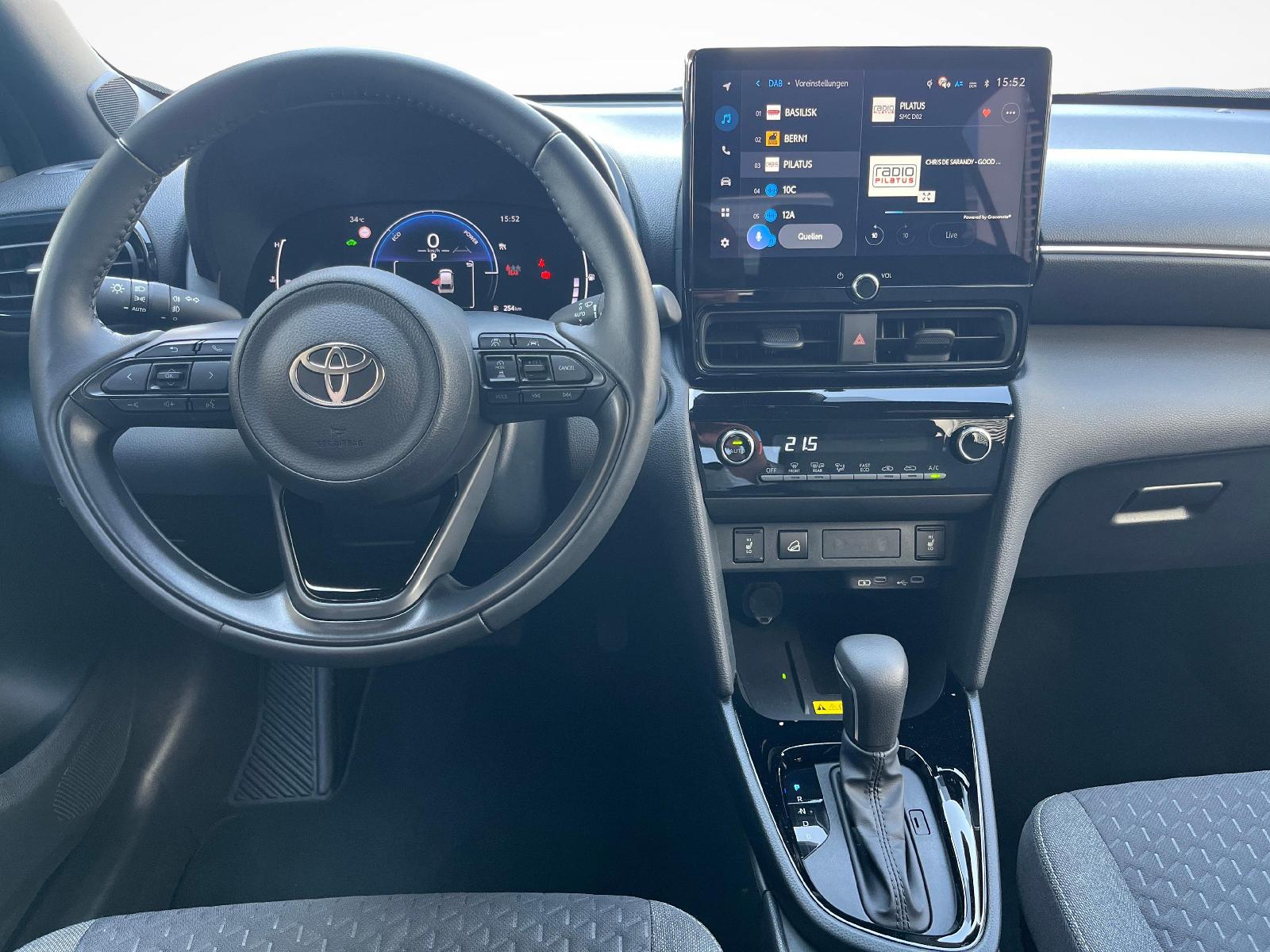 TOYOTA Yaris Cross 1.5 VVT-i HSD Trend AWD-i-image-7