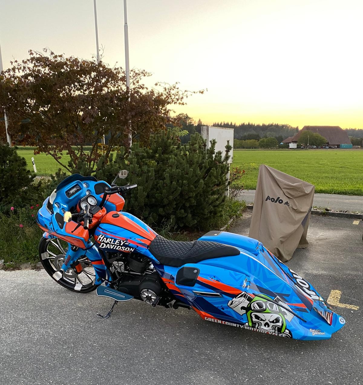 HARLEY-DAVIDSON EINZELSTÜCK | CUSTOM BAGGER 26" | 1800 ccm | AIRRIDE VORNE + HINTEN | ELEKTR. HAUPTSTÄNDER | CH-GEPRÜFT-image-7