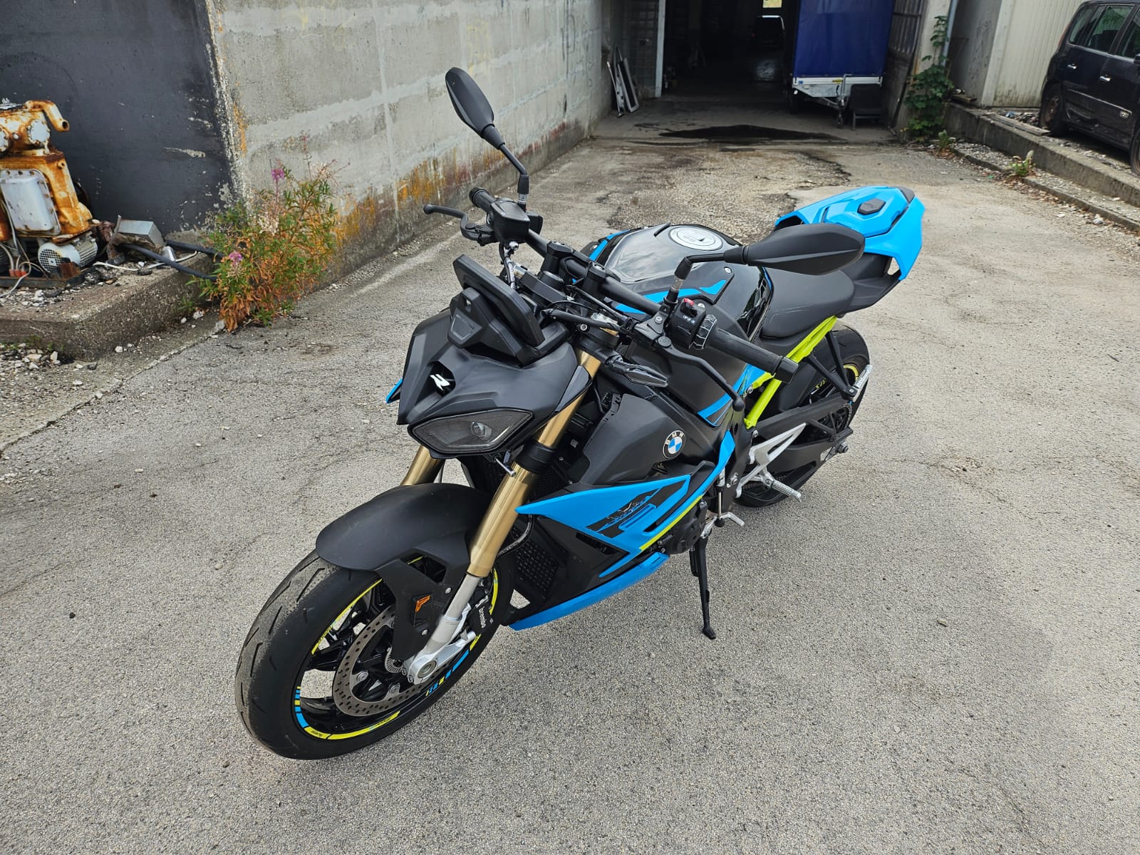 BMW S 1000 R BESCHADIG ENDOMMAGEE-image-6