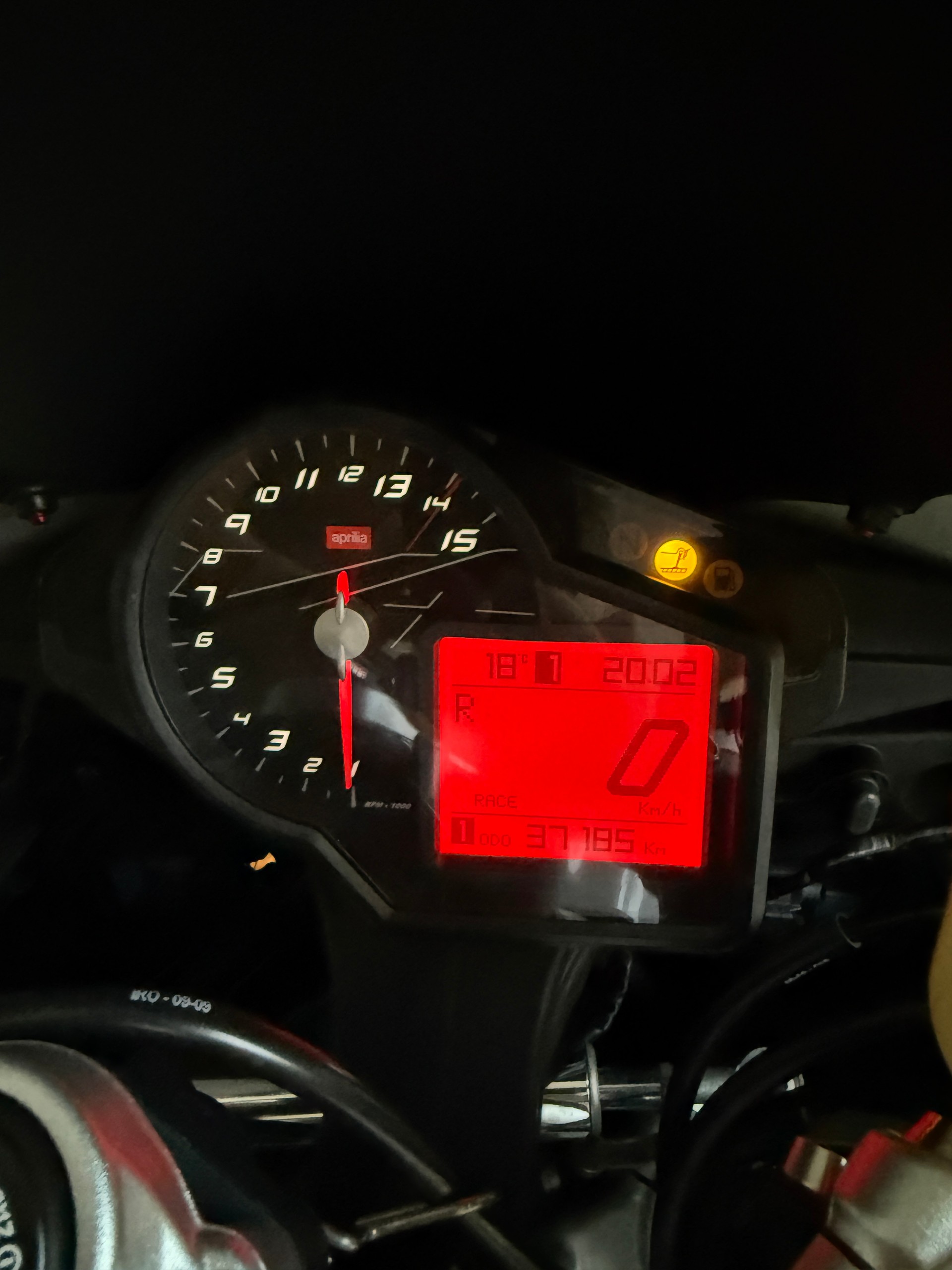 APRILIA RSV4 R-image-12