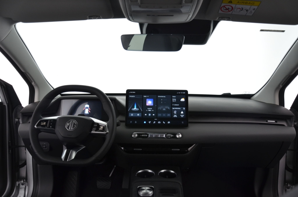 MG 4 EV 64kWh Premium Facelift-image-11
