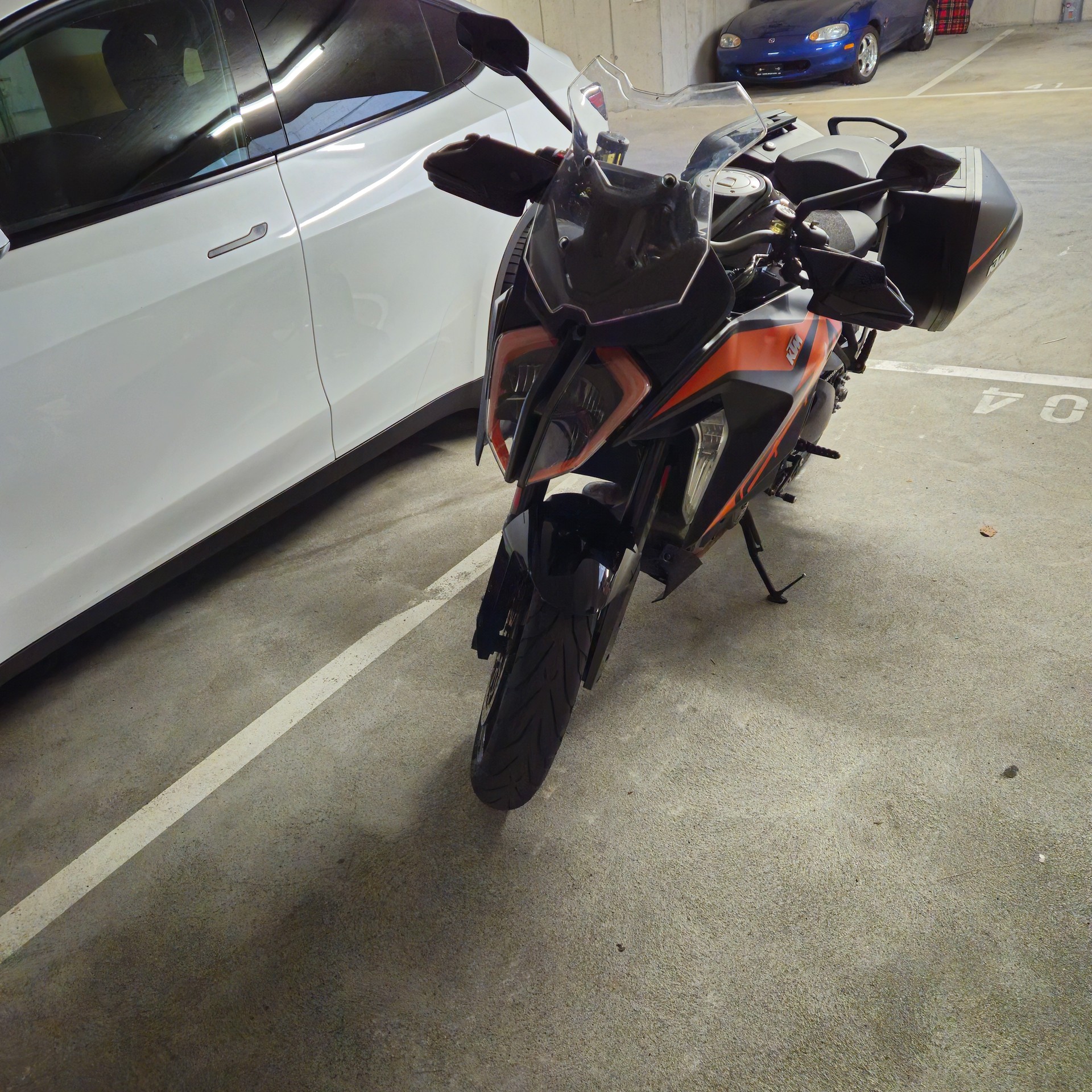 KTM 1290 Super Duke GT-image-11