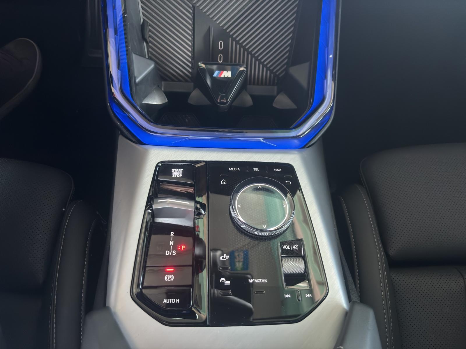 BMW X3 M50i-image-11