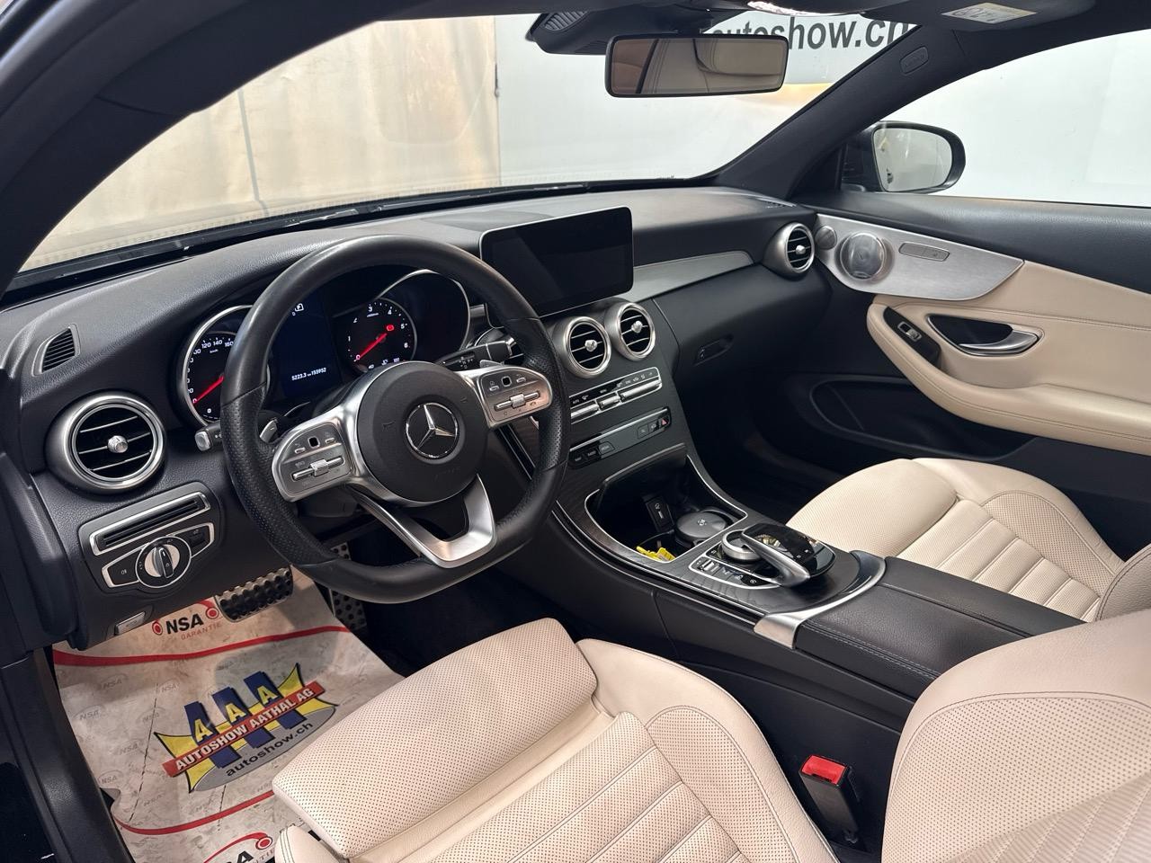 MERCEDES-BENZ C 300 d Coupé AMG Line 9G-Tronic-showroom-element-2