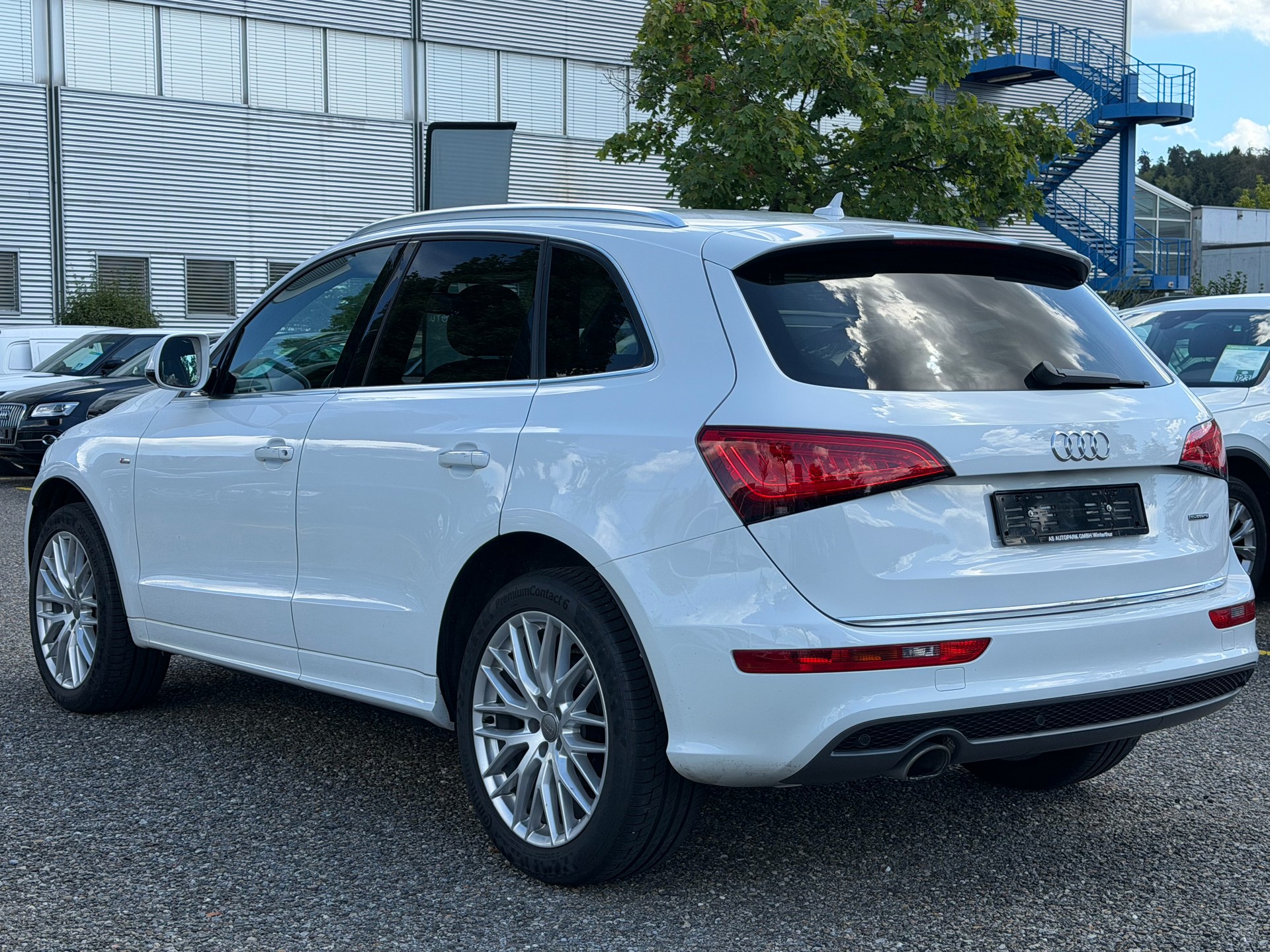 AUDI Q5 2.0 TDI quattro S-tronic-image-6
