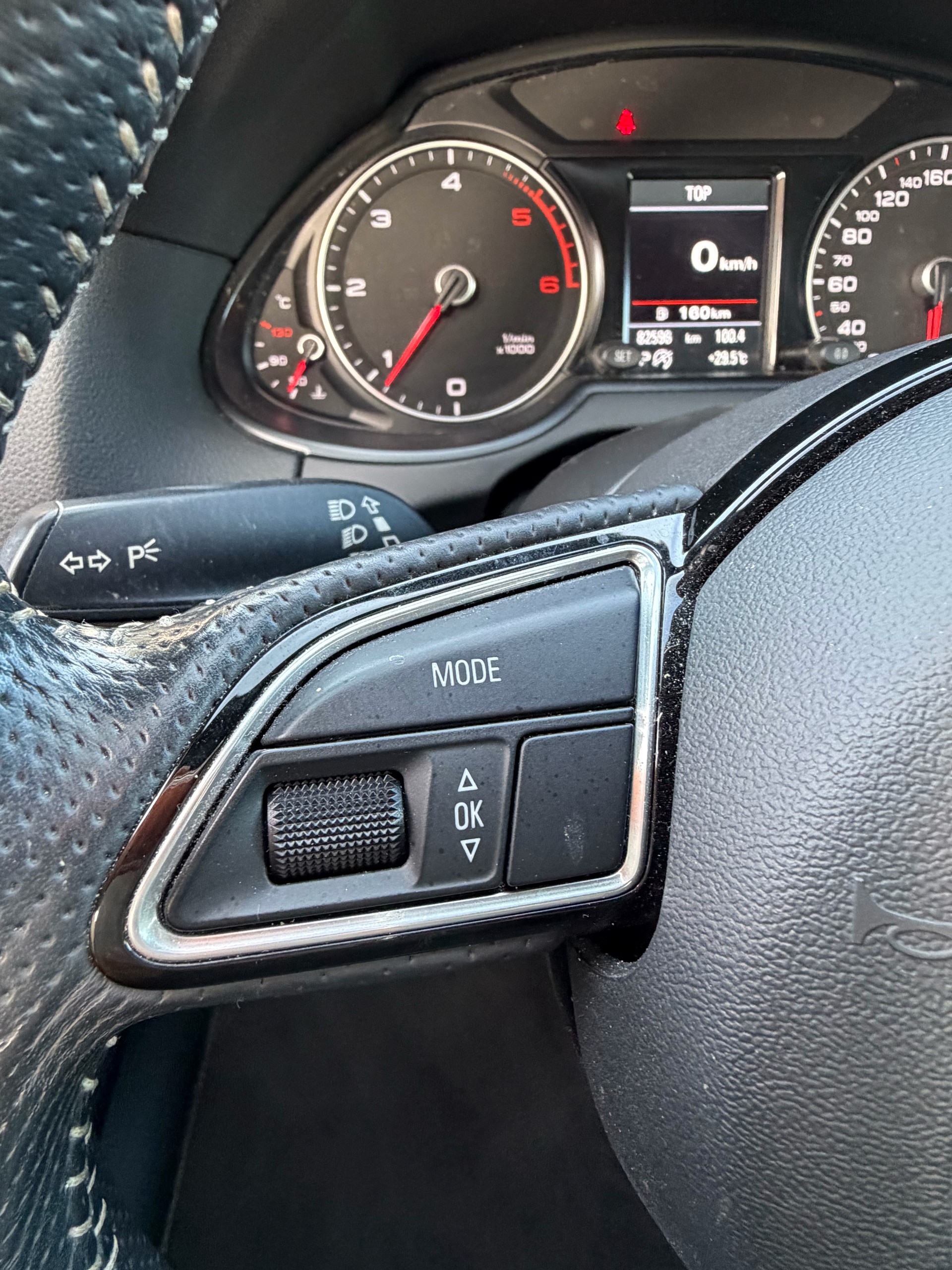 AUDI Q5 2.0 TDI quattro S-tronic-image-19