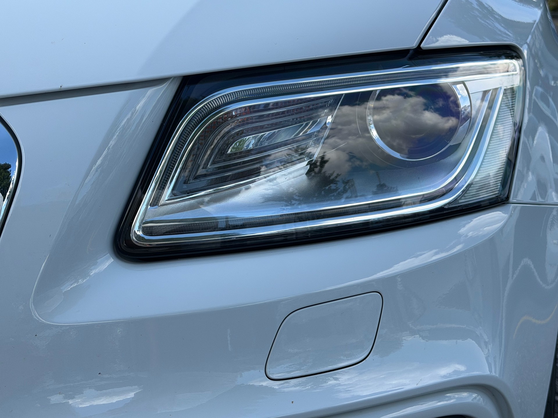 AUDI Q5 2.0 TDI quattro S-tronic-image-9