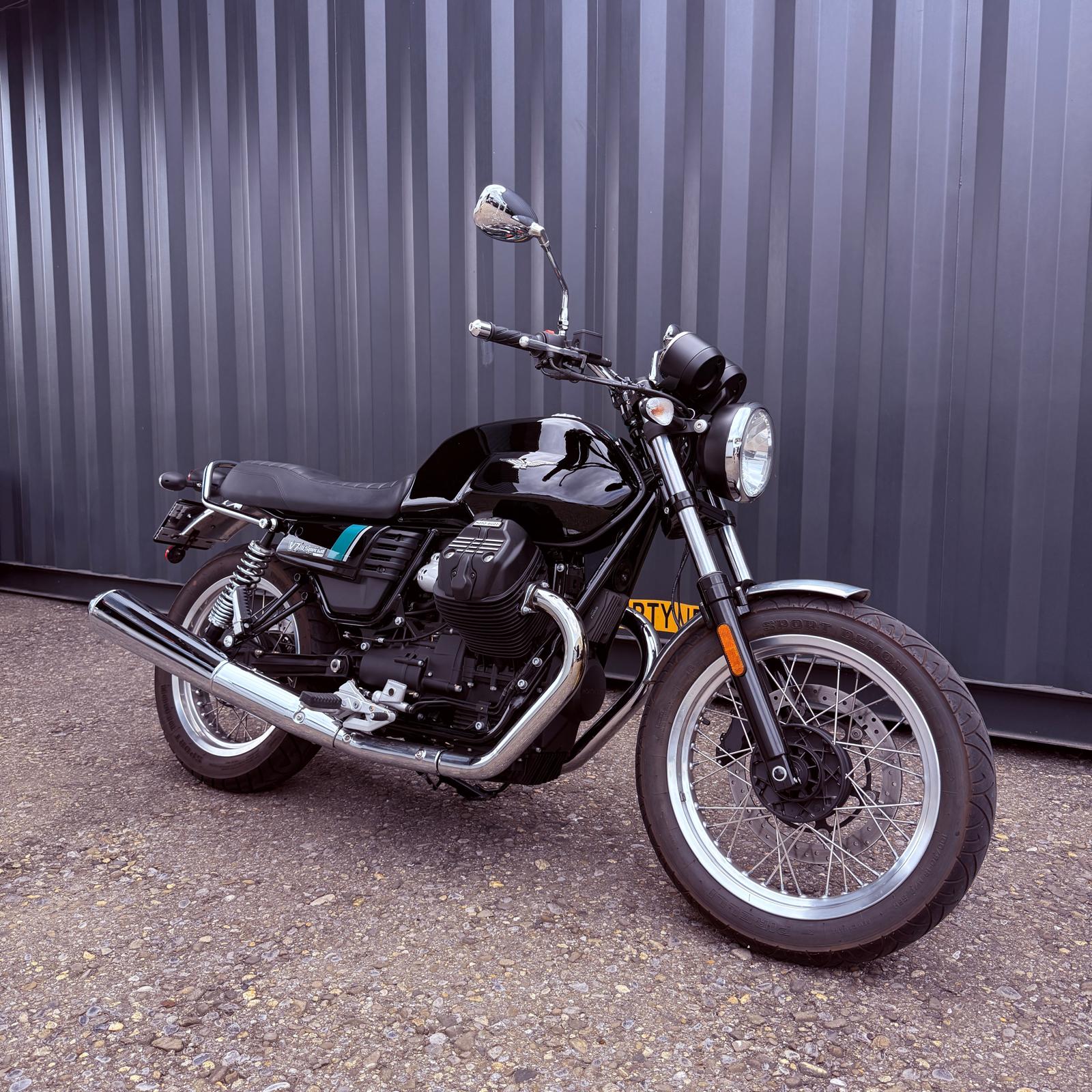 MOTO GUZZI V7 III Special 750 ABS-image-2