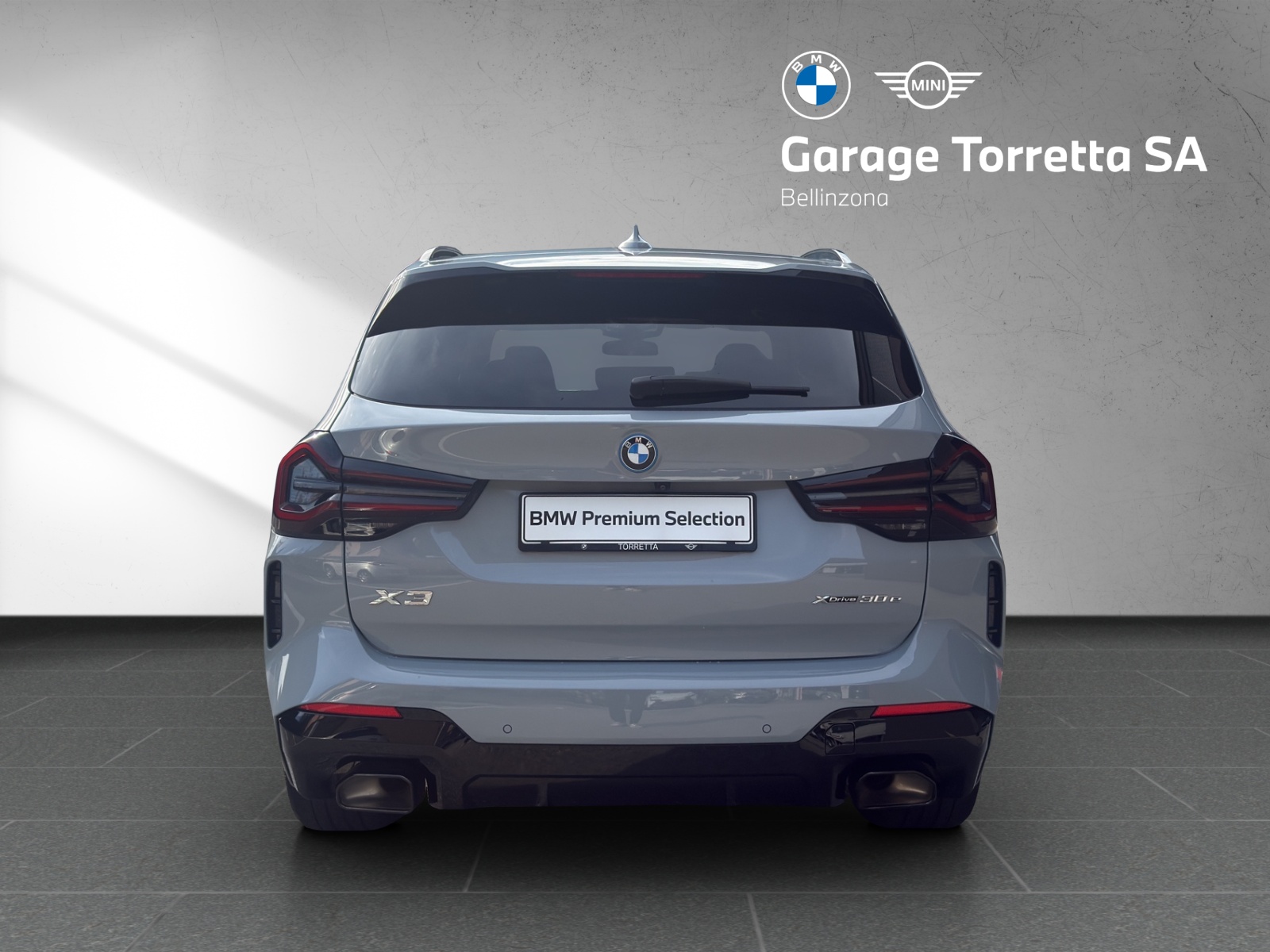 BMW X3 xDrive 30e M Sport-showroom-element-3