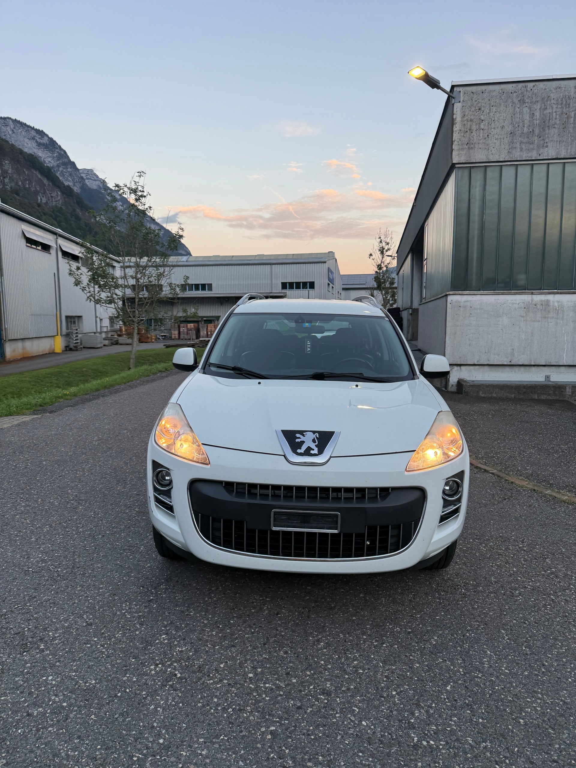 PEUGEOT 4007 2.2 HDi Dynamic DCS6-showroom-element-3