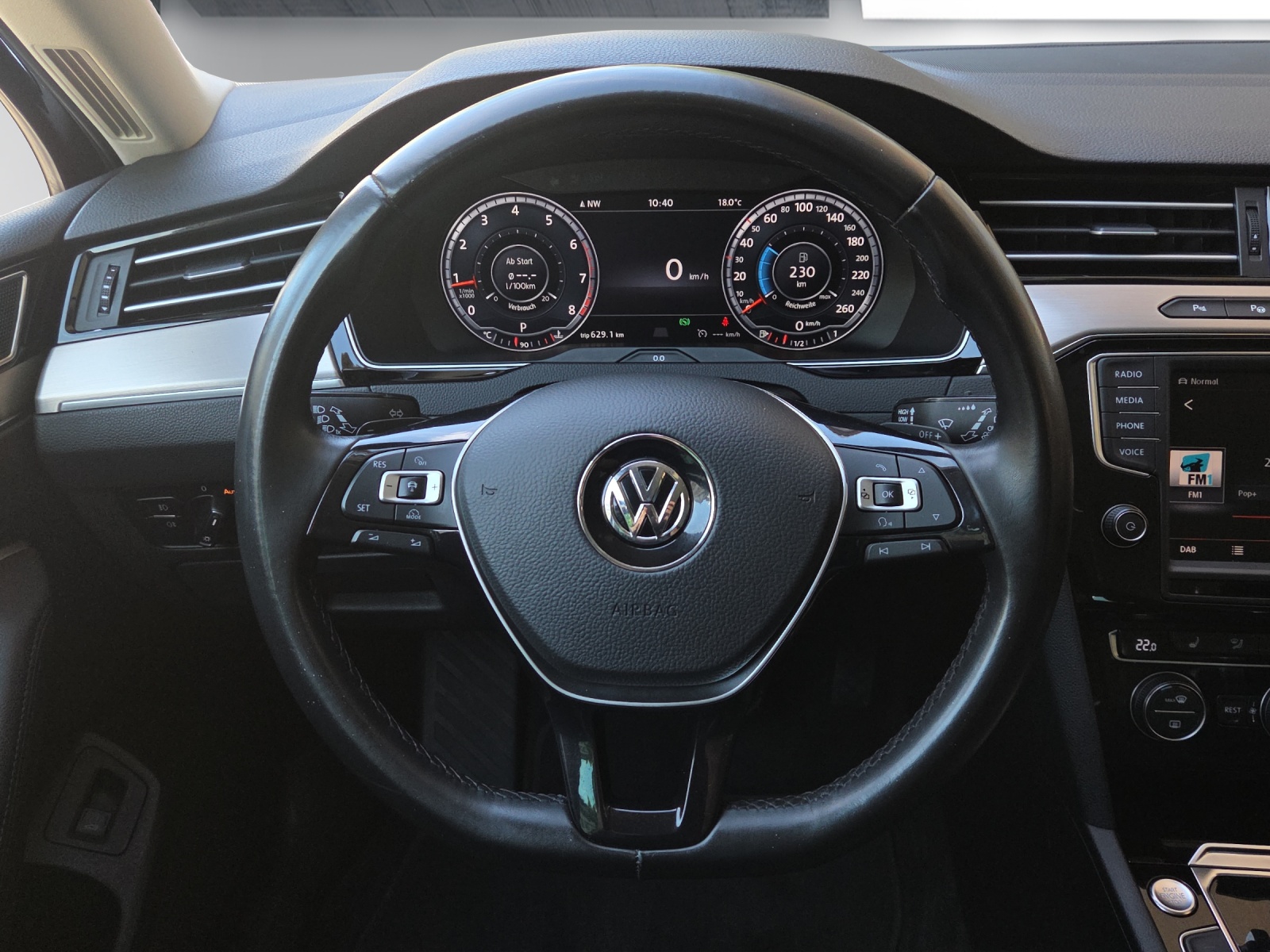 VW Passat Variant 2.0 TSI BMT Highline 4Motion DSG-image-10