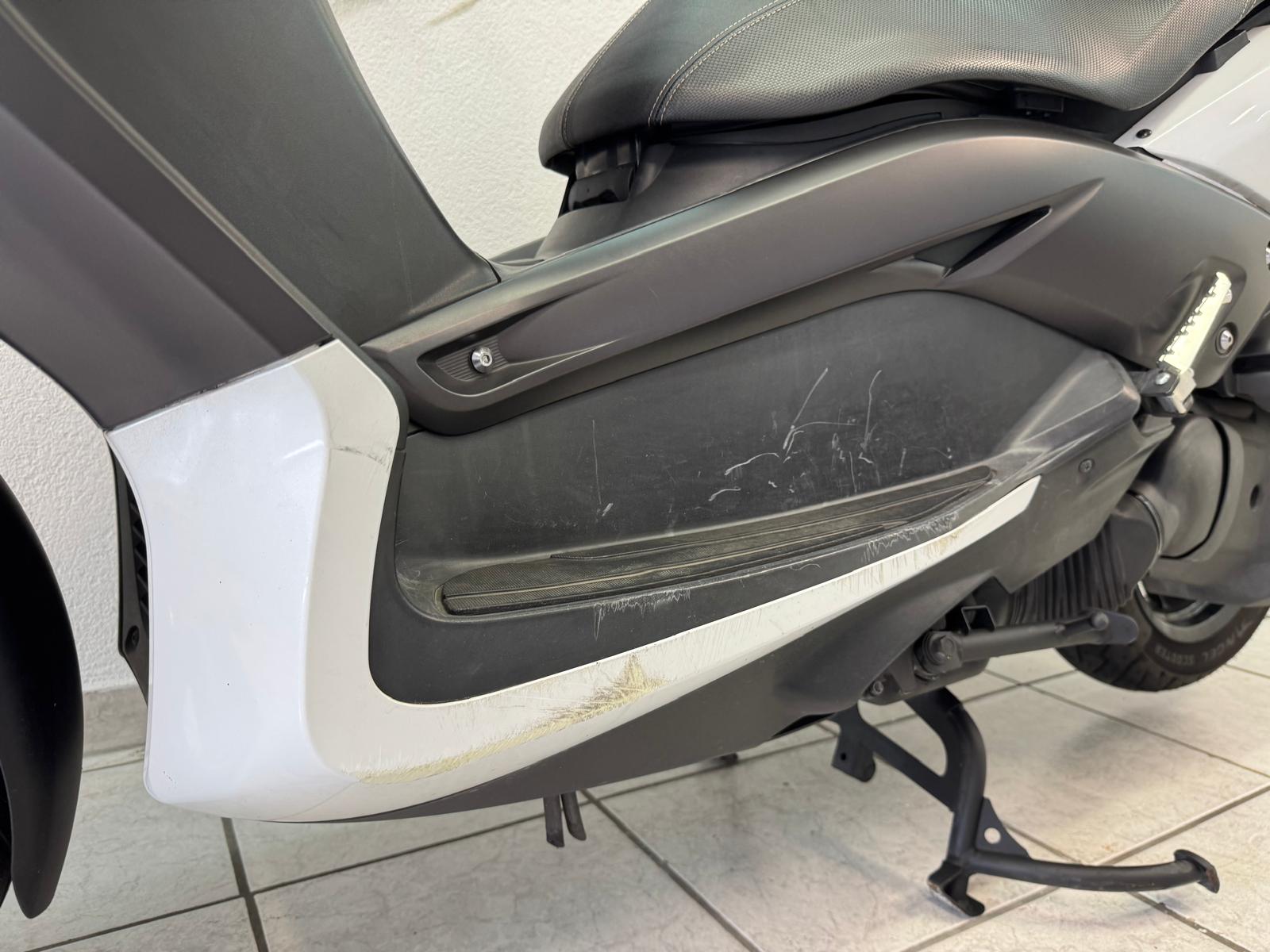 YAMAHA X-MaxYP 125 RA ABS-image-7