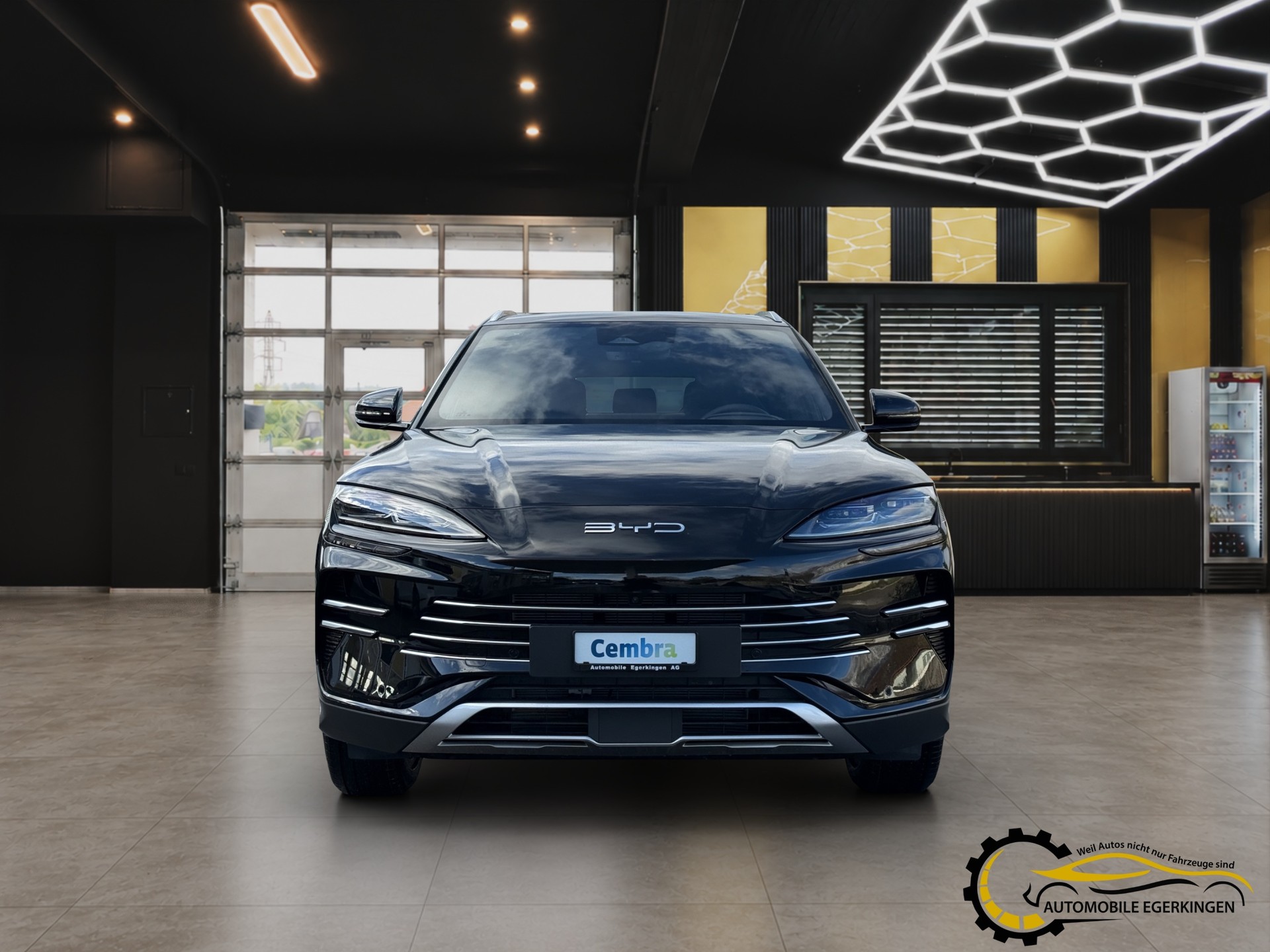 BYD Seal U DM-i Boost-showroom-element-1