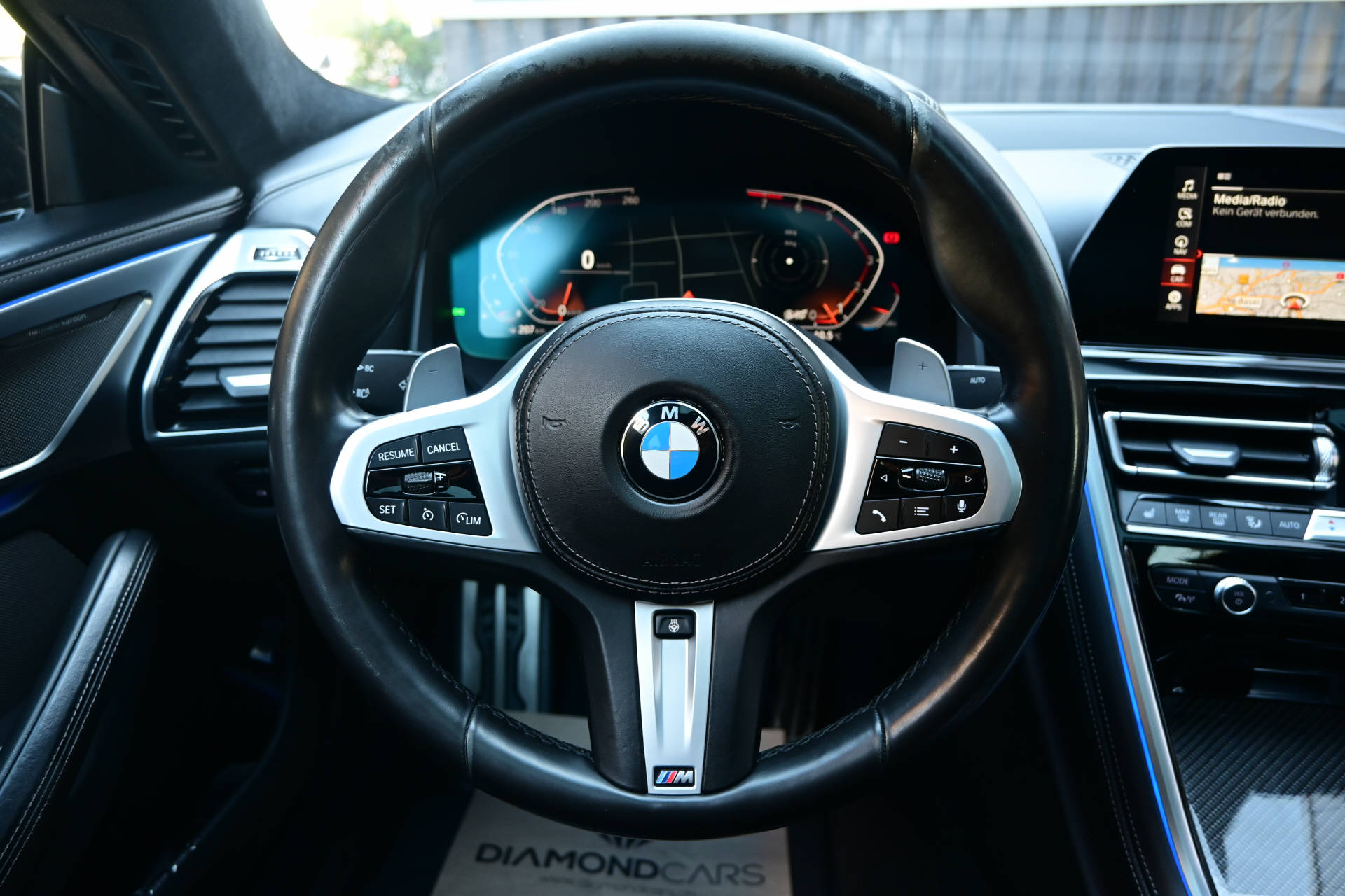BMW 840i xDrive Gran Coupé *M-Sportpaket*HUD*H&K*Pano*All Black*-image-10