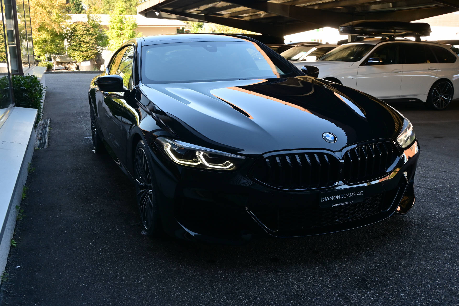 BMW 840i xDrive Gran Coupé *M-Sportpaket*HUD*H&K*Pano*All Black*-showroom-element-2