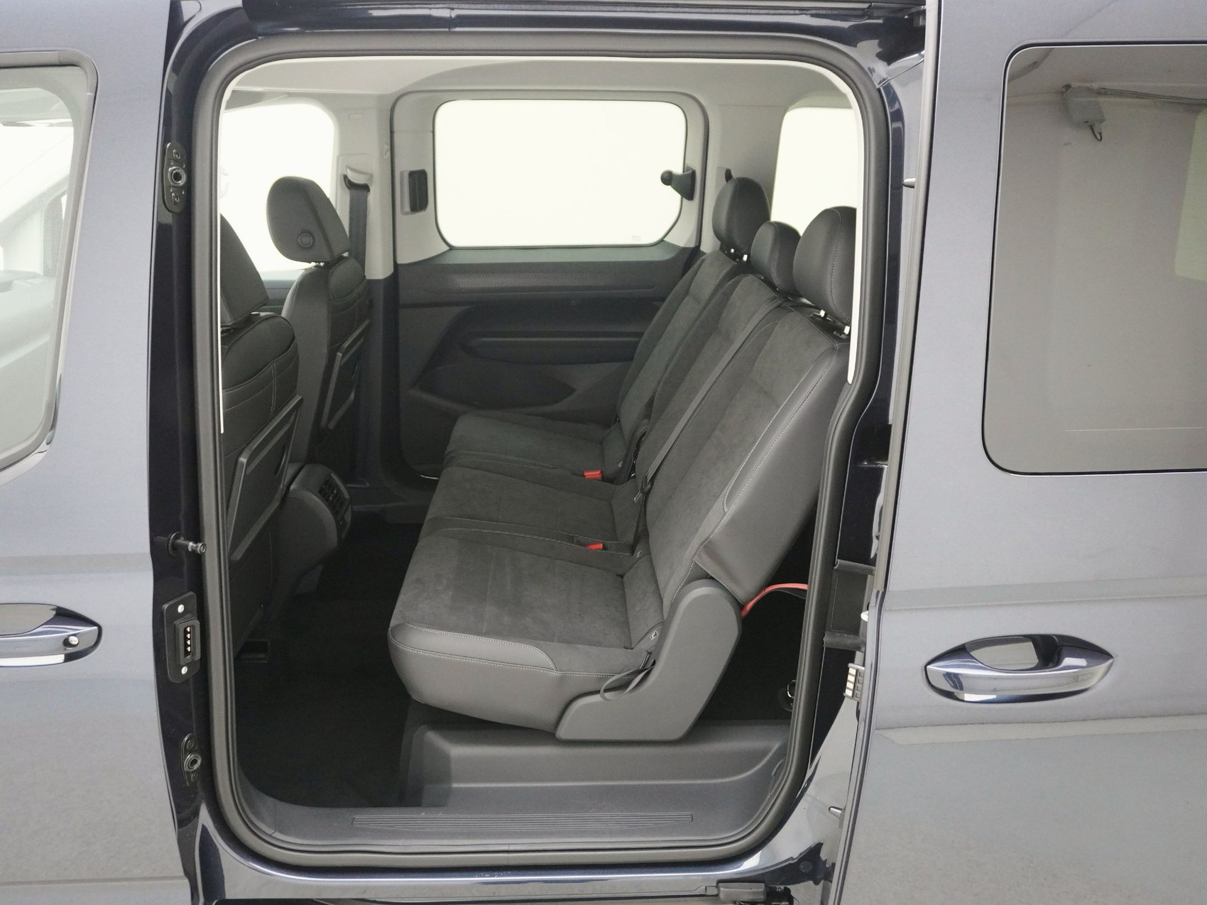 VW Caddy Maxi 1.5 TSI Plug-in-Hybrid Style DSG-image-13