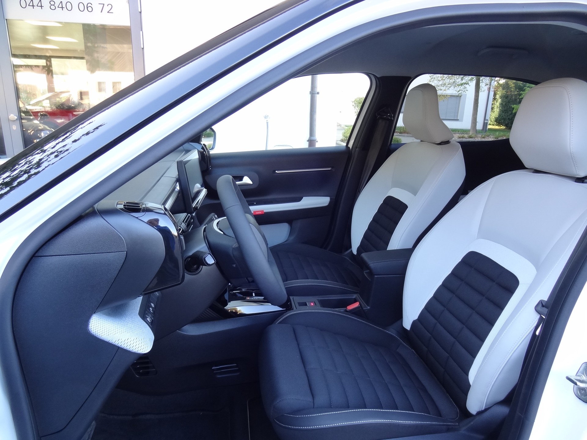 CITROEN C3 Aircross 1.2 MHEV Max 7Pätzer-image-7
