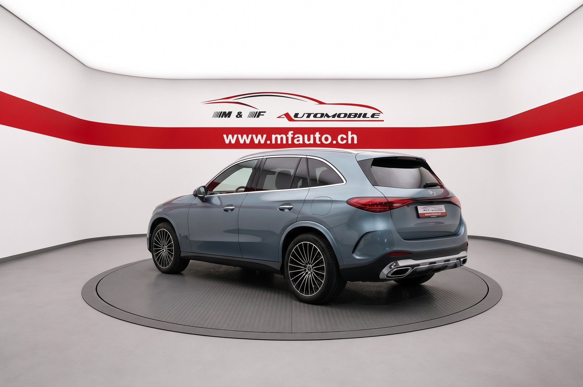 MERCEDES-BENZ GLC 300 de AMG Line 4matic-image-5