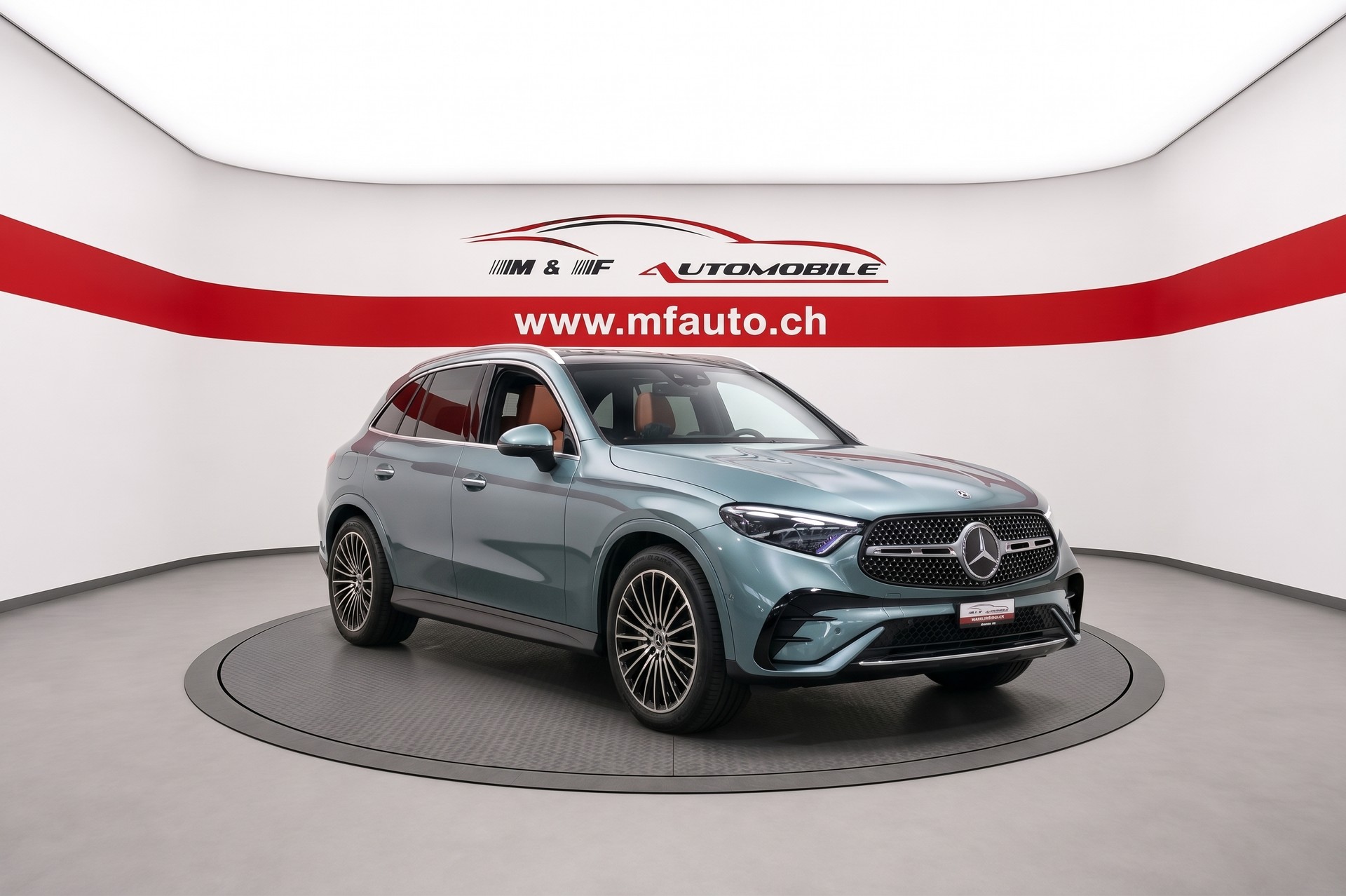 MERCEDES-BENZ GLC 300 de AMG Line 4matic-showroom-element-2