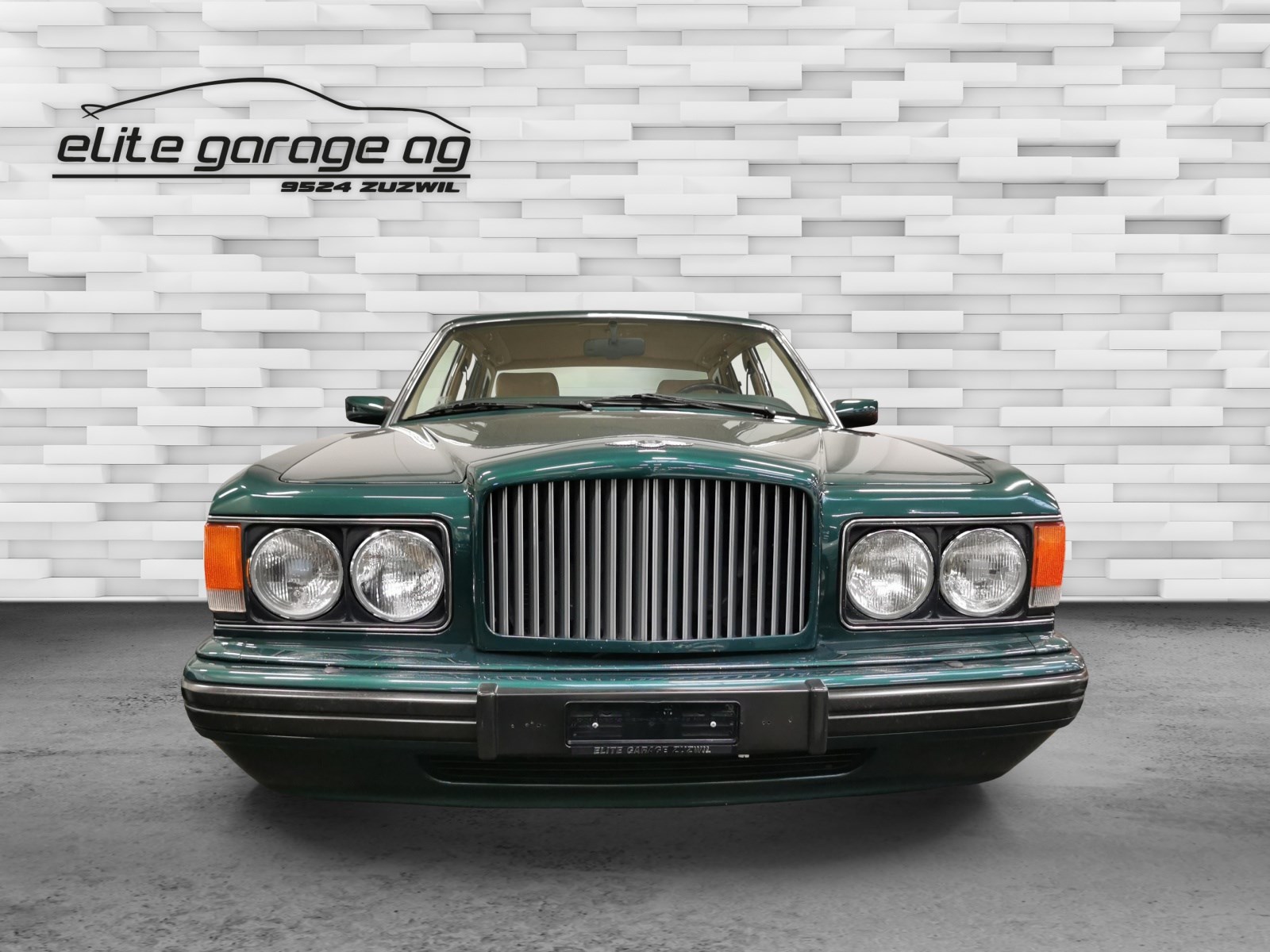 BENTLEY Brooklands-image-1