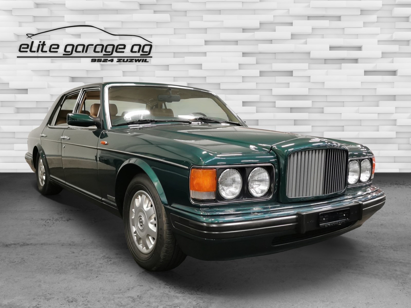 BENTLEY Brooklands-image-2