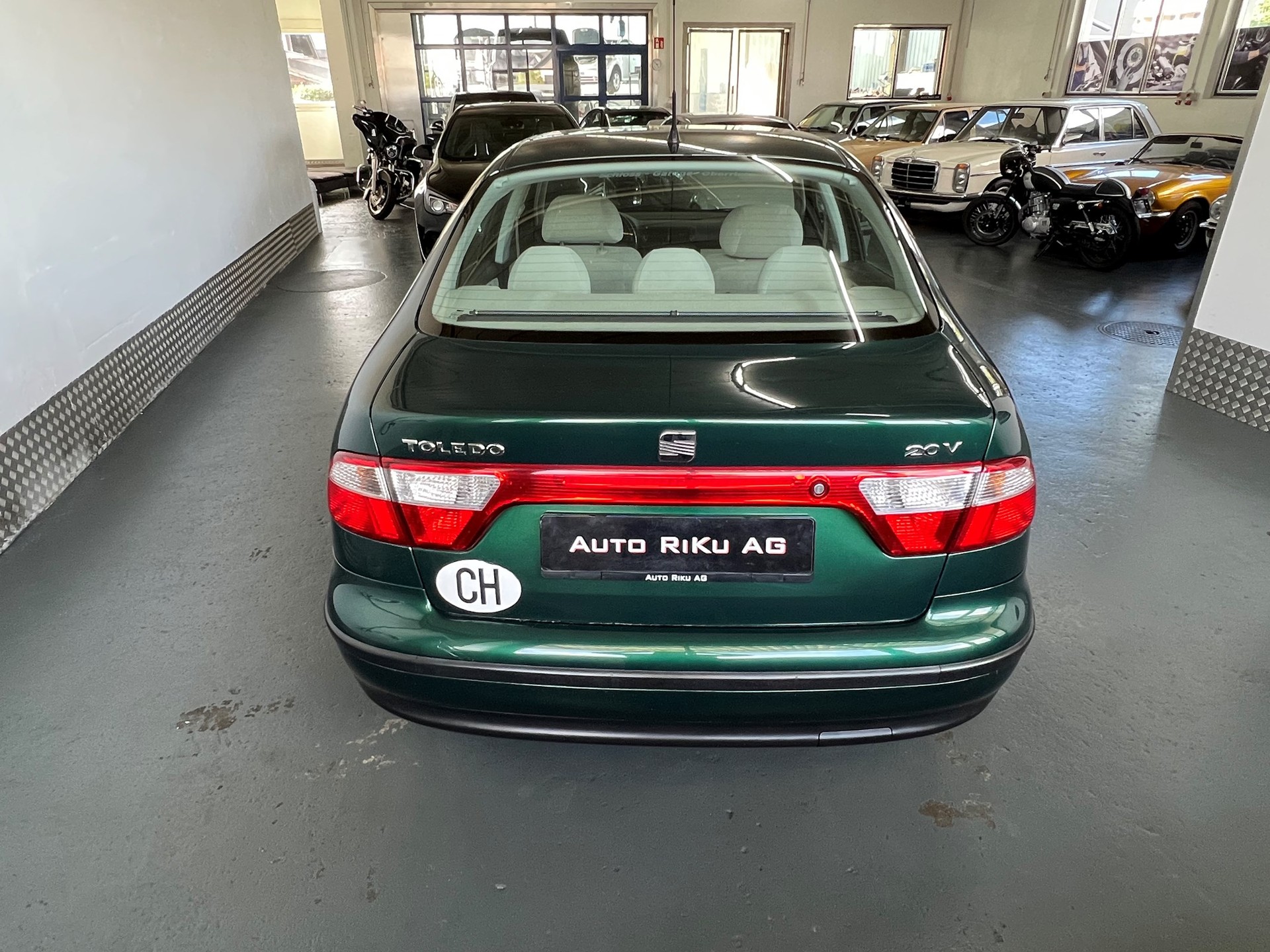 SEAT Toledo 1.8 Signum-image-8
