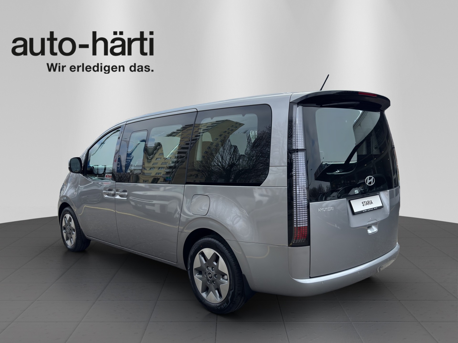 HYUNDAI Staria W. 1.6 HEV Vertex-showroom-element-2