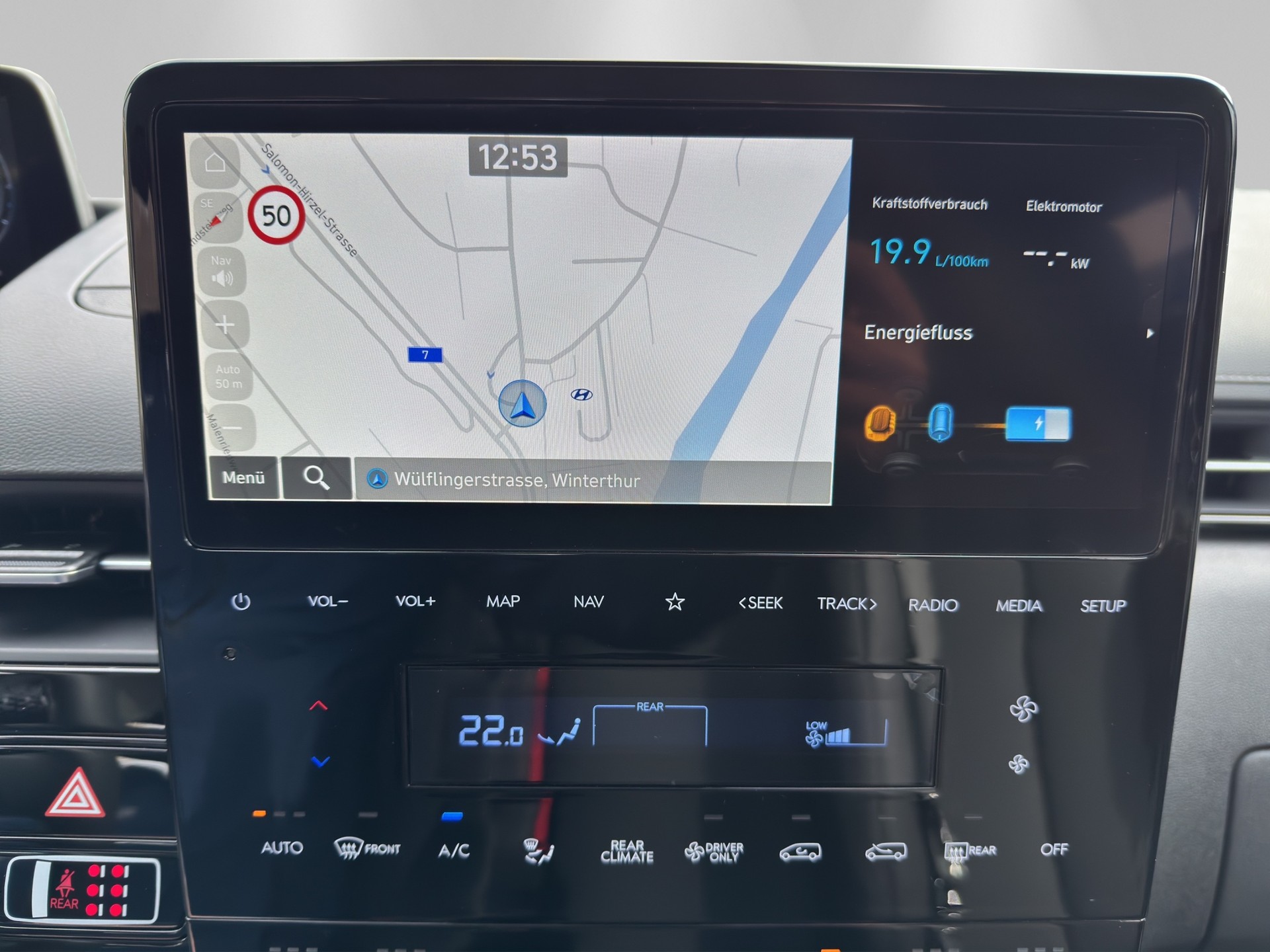 HYUNDAI Staria W. 1.6 HEV Vertex-image-17