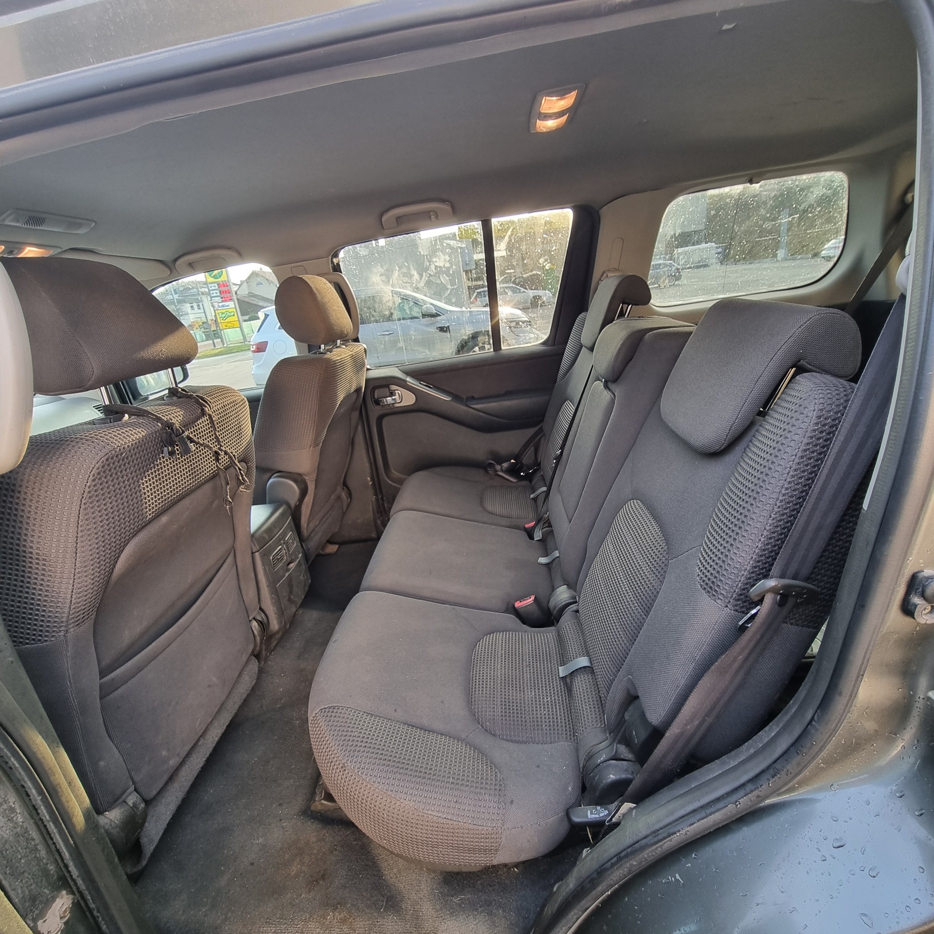 NISSAN Pathfinder 2.5 dCi LE-image-6
