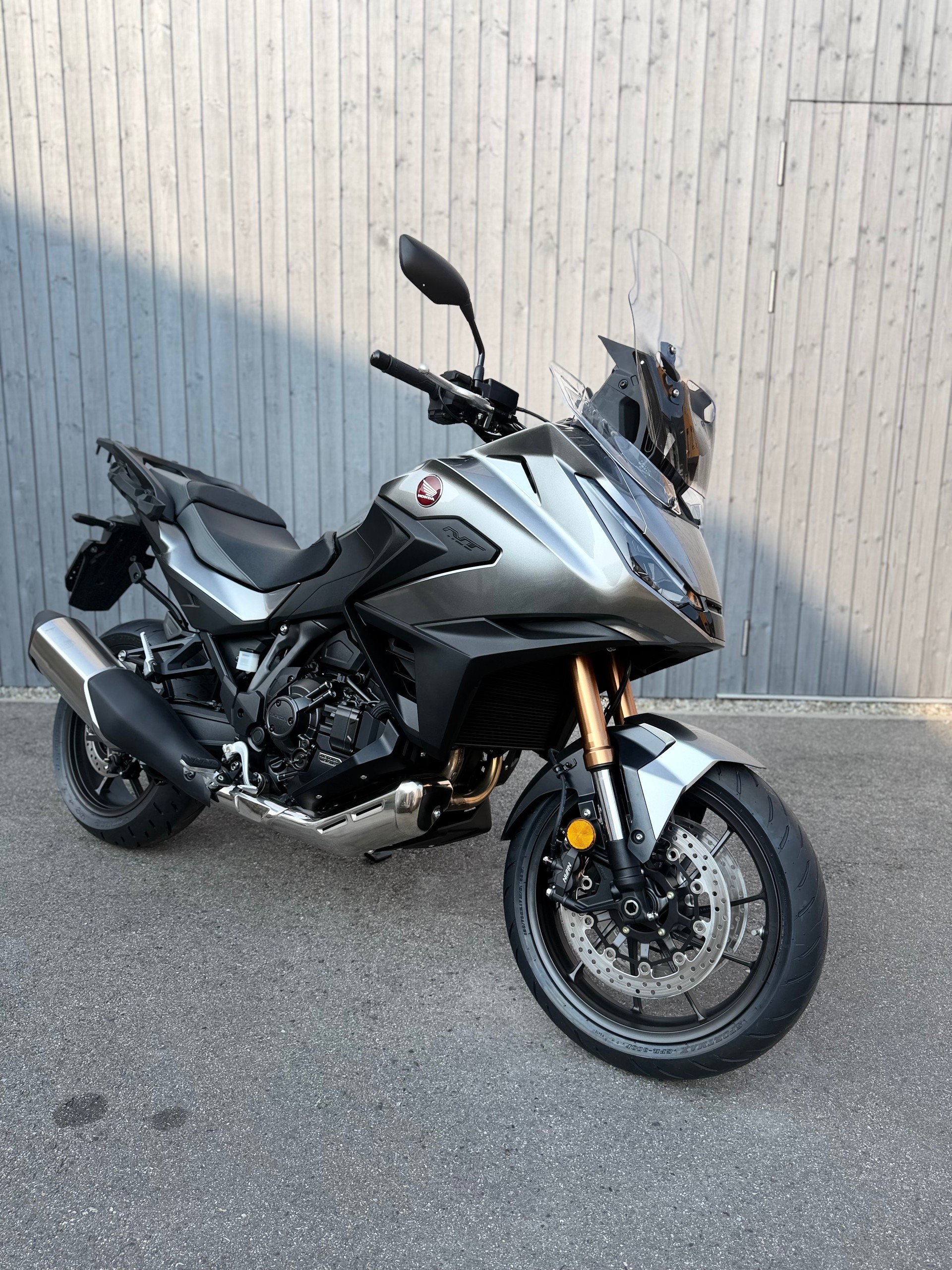 HONDA NT 1100 DCT ES-image-1
