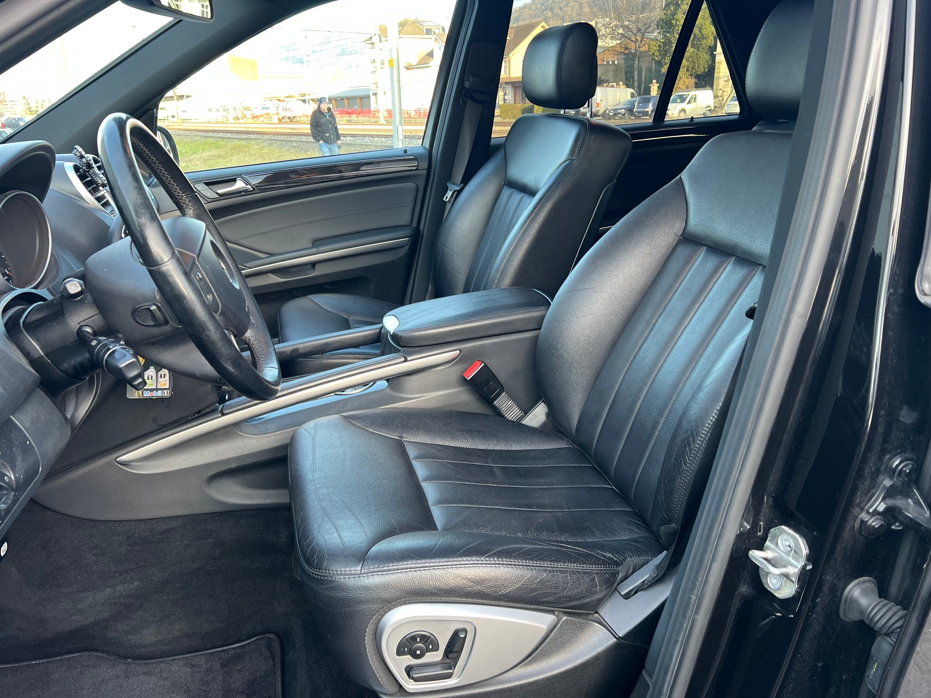 MERCEDES-BENZ ML 320 CDI 4Matic Edition7G-Tronic-image-12
