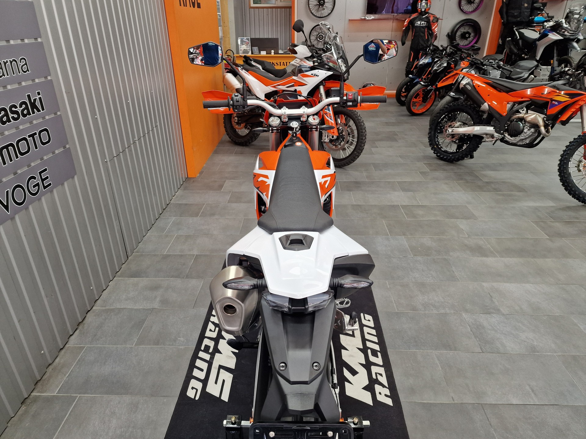 KTM 690 Enduro R-image-9