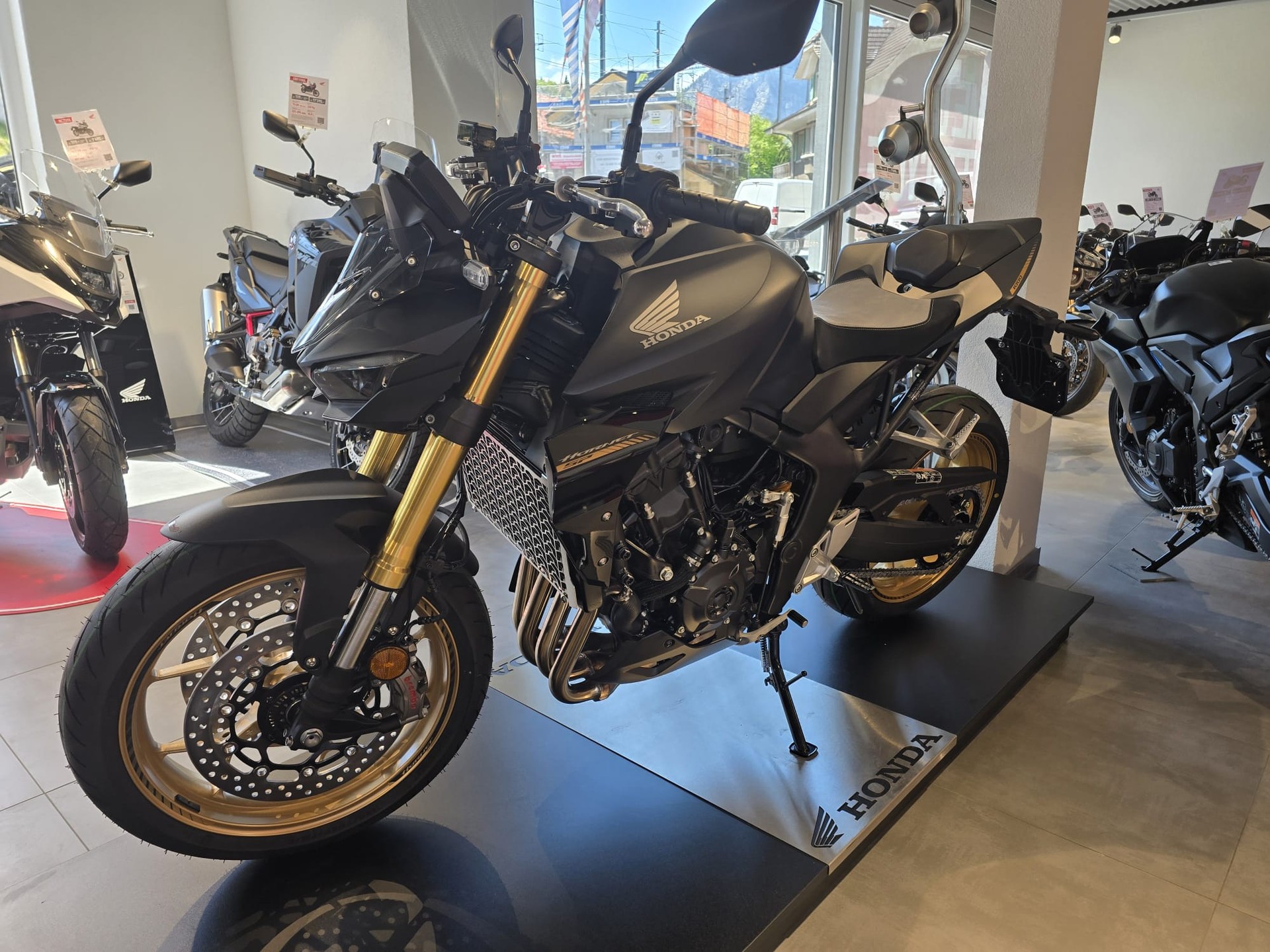 HONDA CB 1000 Hornet SP-image-3