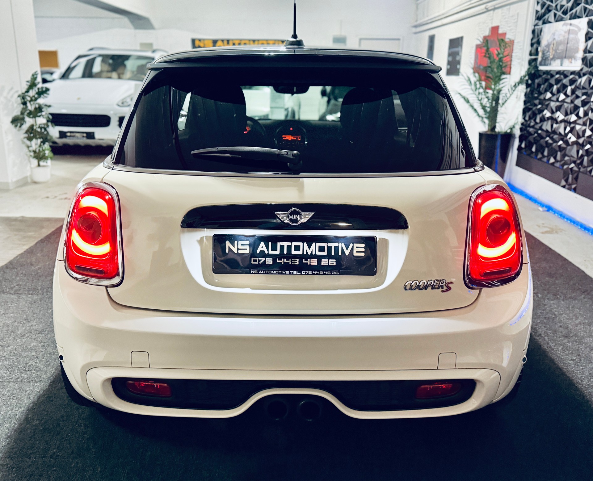 MINI Cooper S-image-4