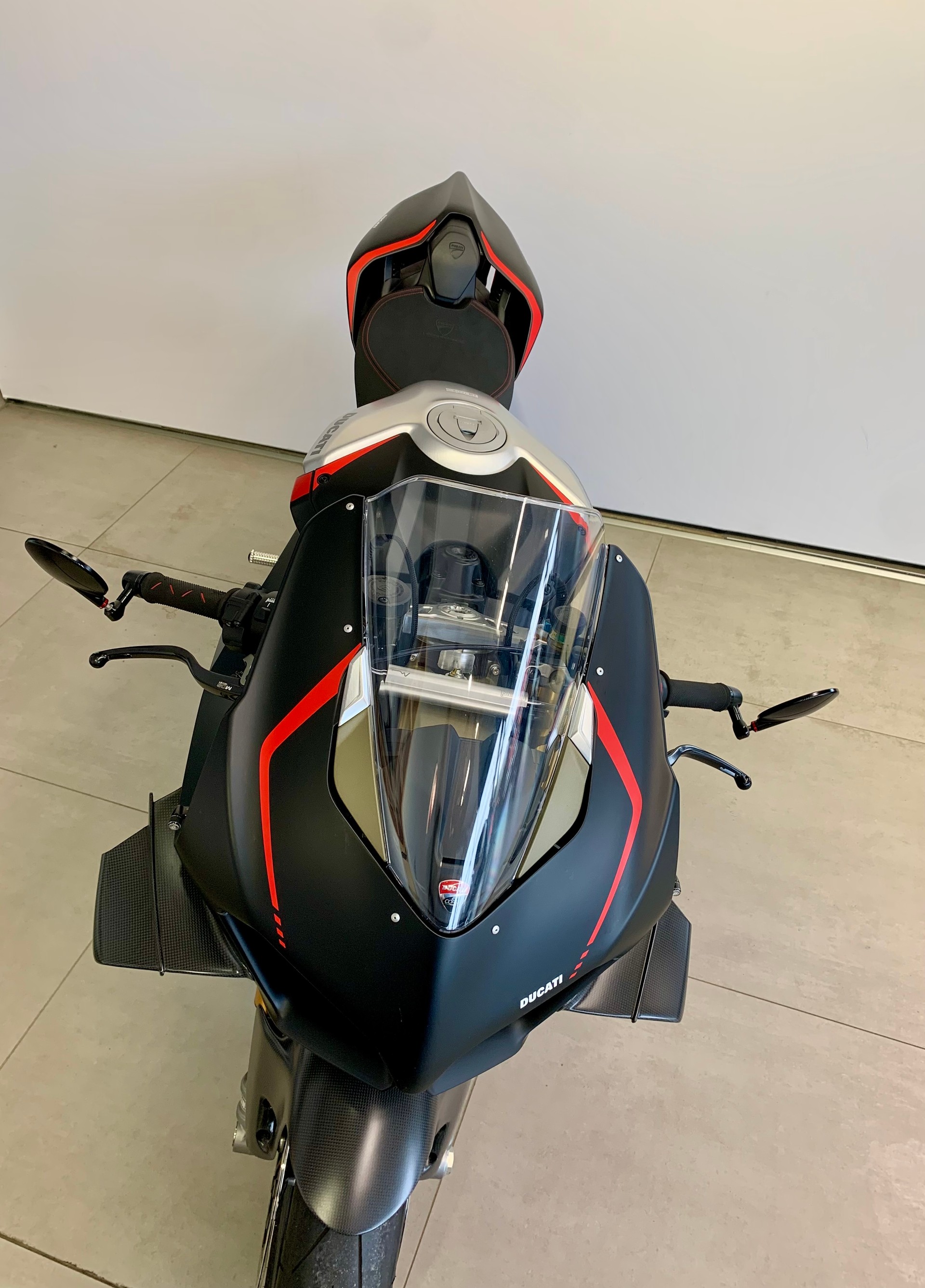DUCATI Panigale V4 SP-image-3