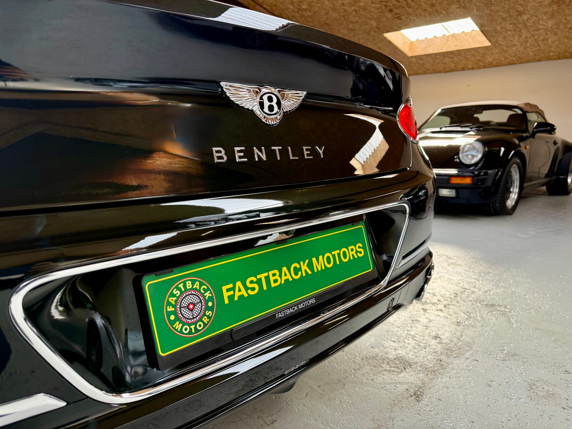 BENTLEY Continental GT 4.0 V8-image-8