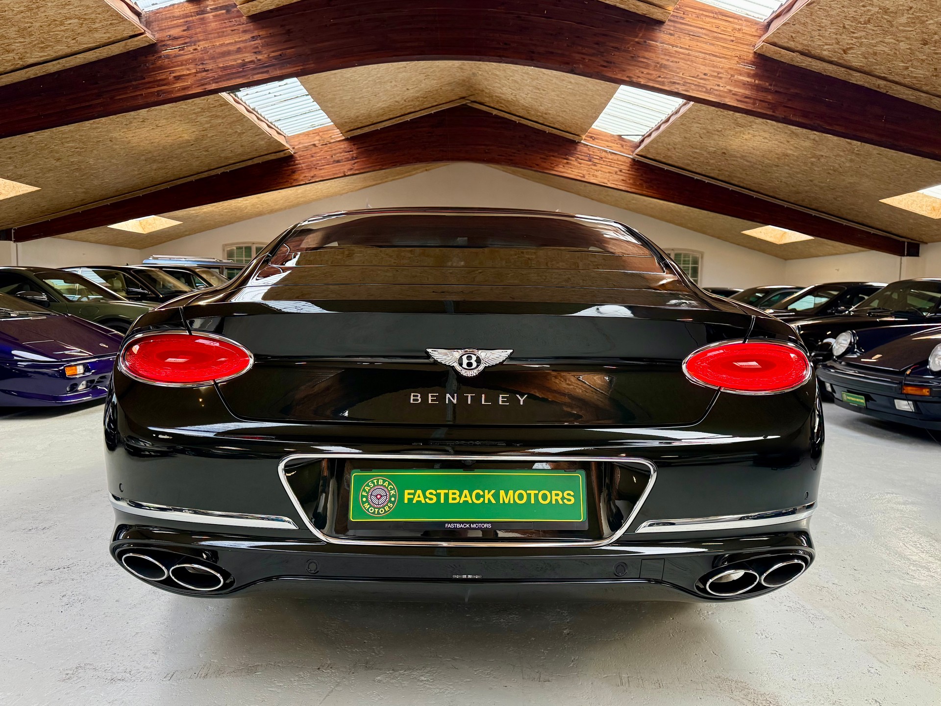 BENTLEY Continental GT 4.0 V8-image-7