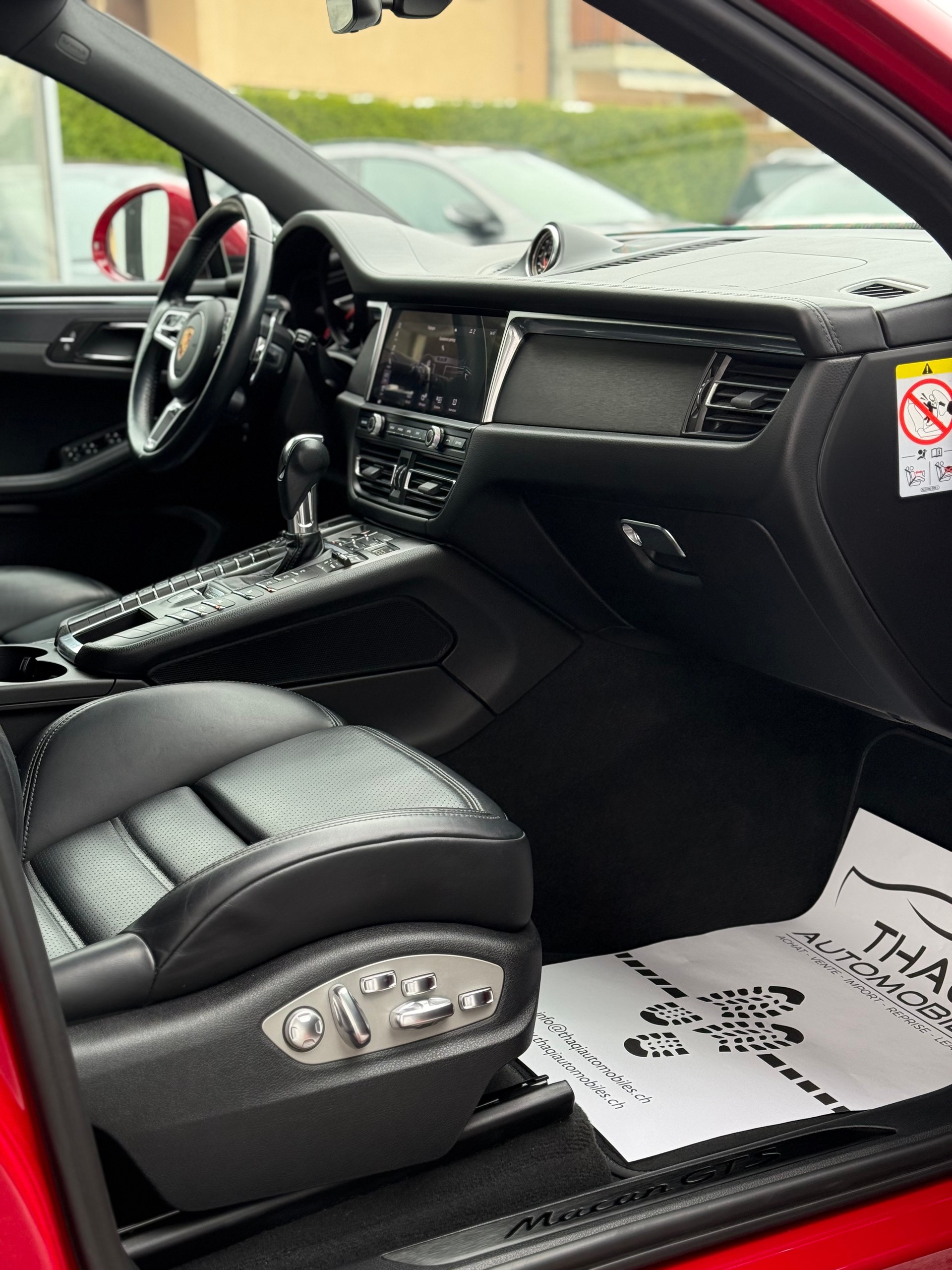 PORSCHE Macan GTS PDK-image-24