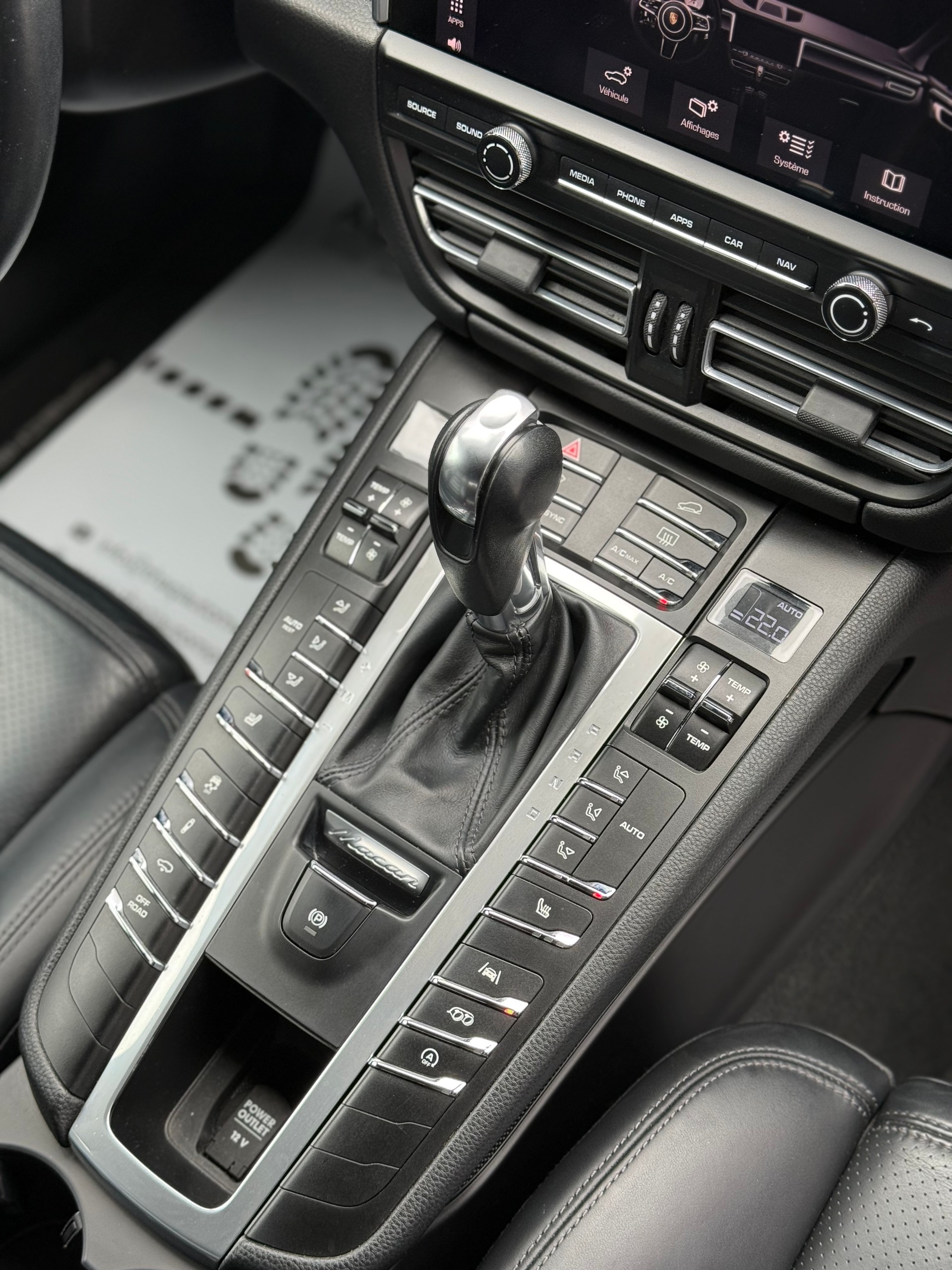 PORSCHE Macan GTS PDK-image-26
