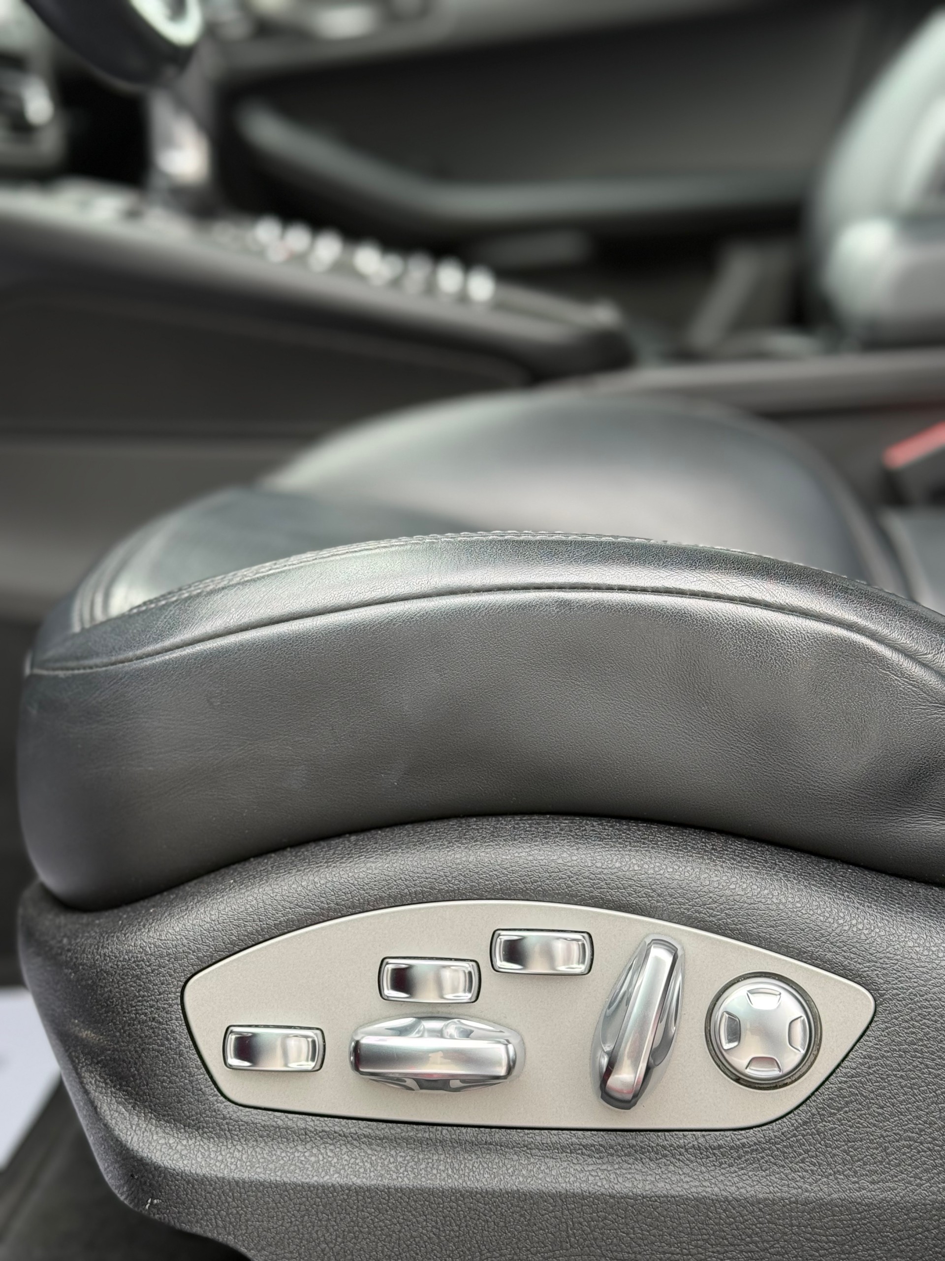 PORSCHE Macan GTS PDK-image-19